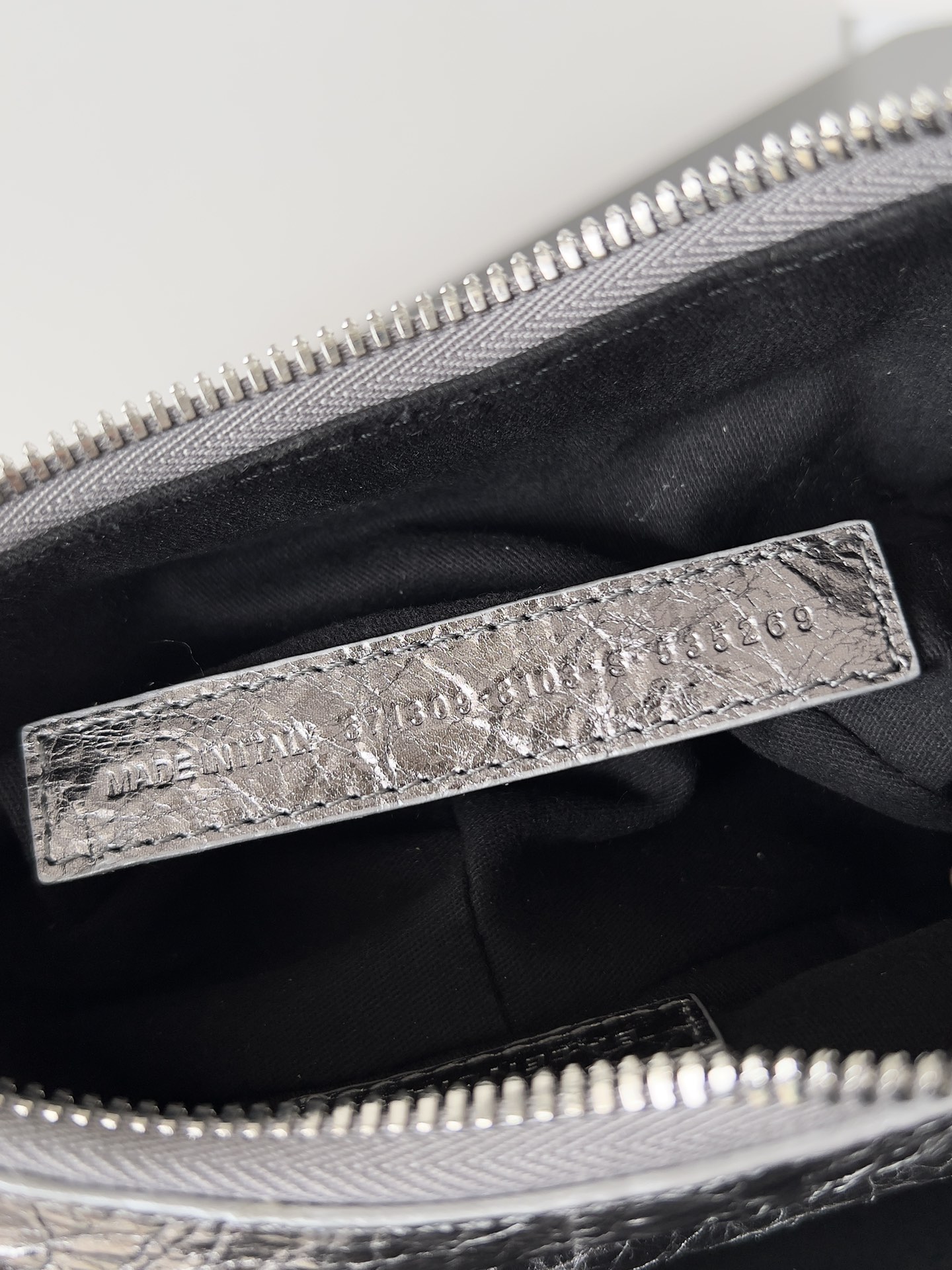 [TOP] BALENCIAGA Le Cagole Bag 25.9 x 16.0 x 9.9  cm - Silver