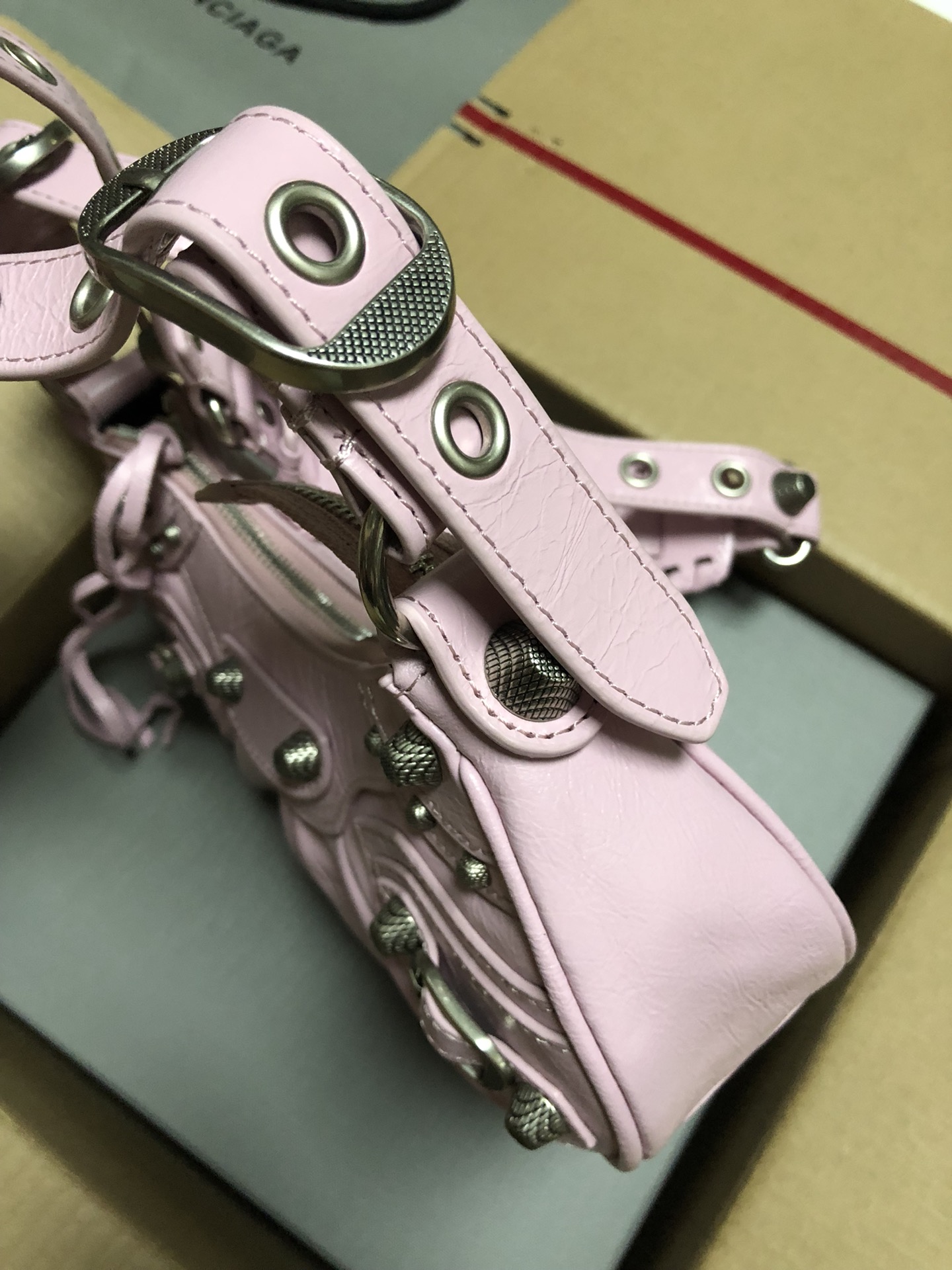 [TOP] BALENCIAGA Le Cagole Bag 26cm - Pink