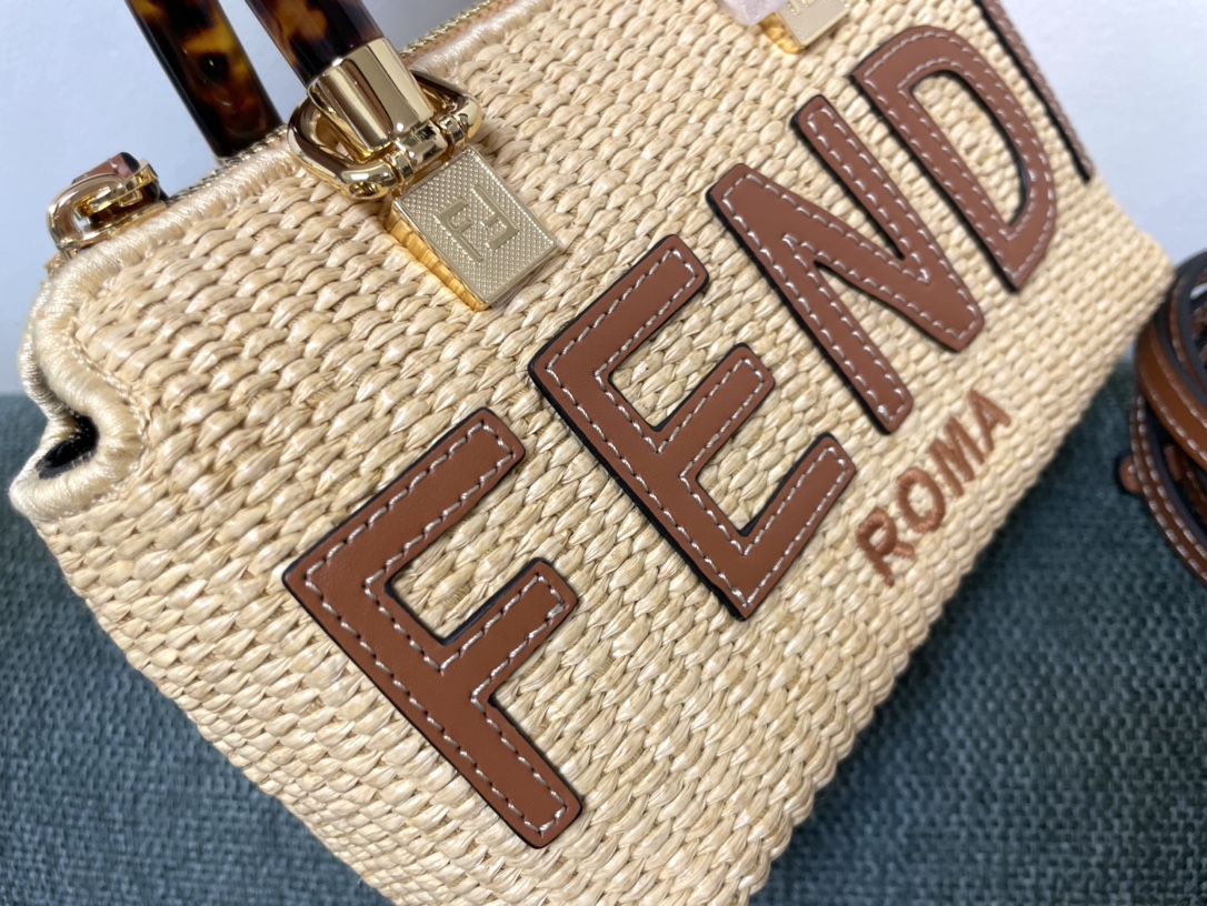 [TOP] FENDI Straw Mini ByThe WayBoston Bags