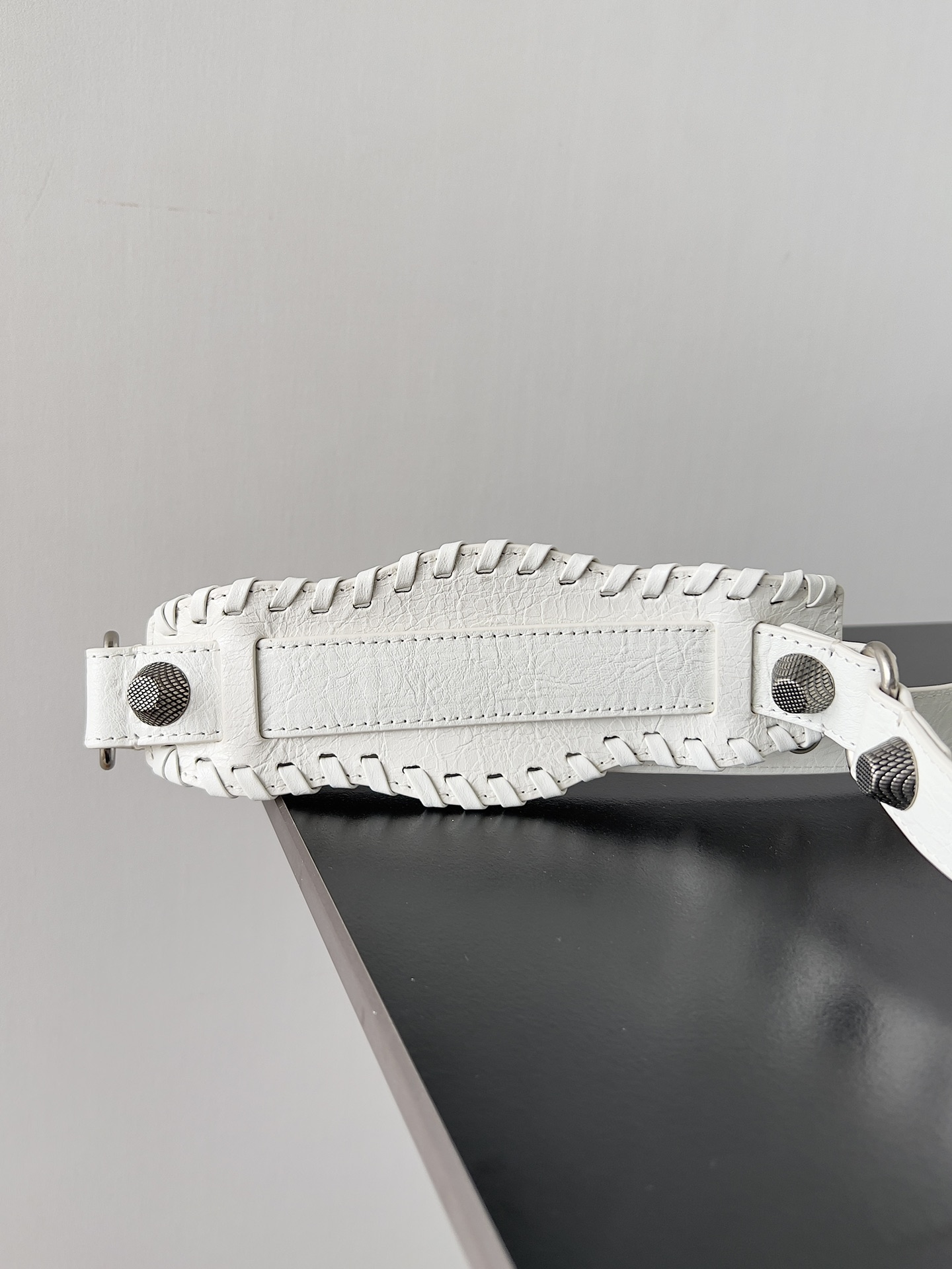 [TOP] BALENCIAGA Mini Duffle Bag 19.8 x 14 x 11.9 cm - White