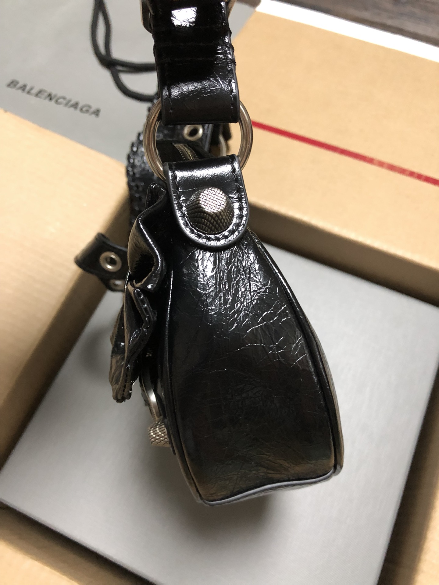 [TOP] BALENCIAGA Le Cagole XS Bag 26 x 16 x 10 cm - Black with Bow Tie