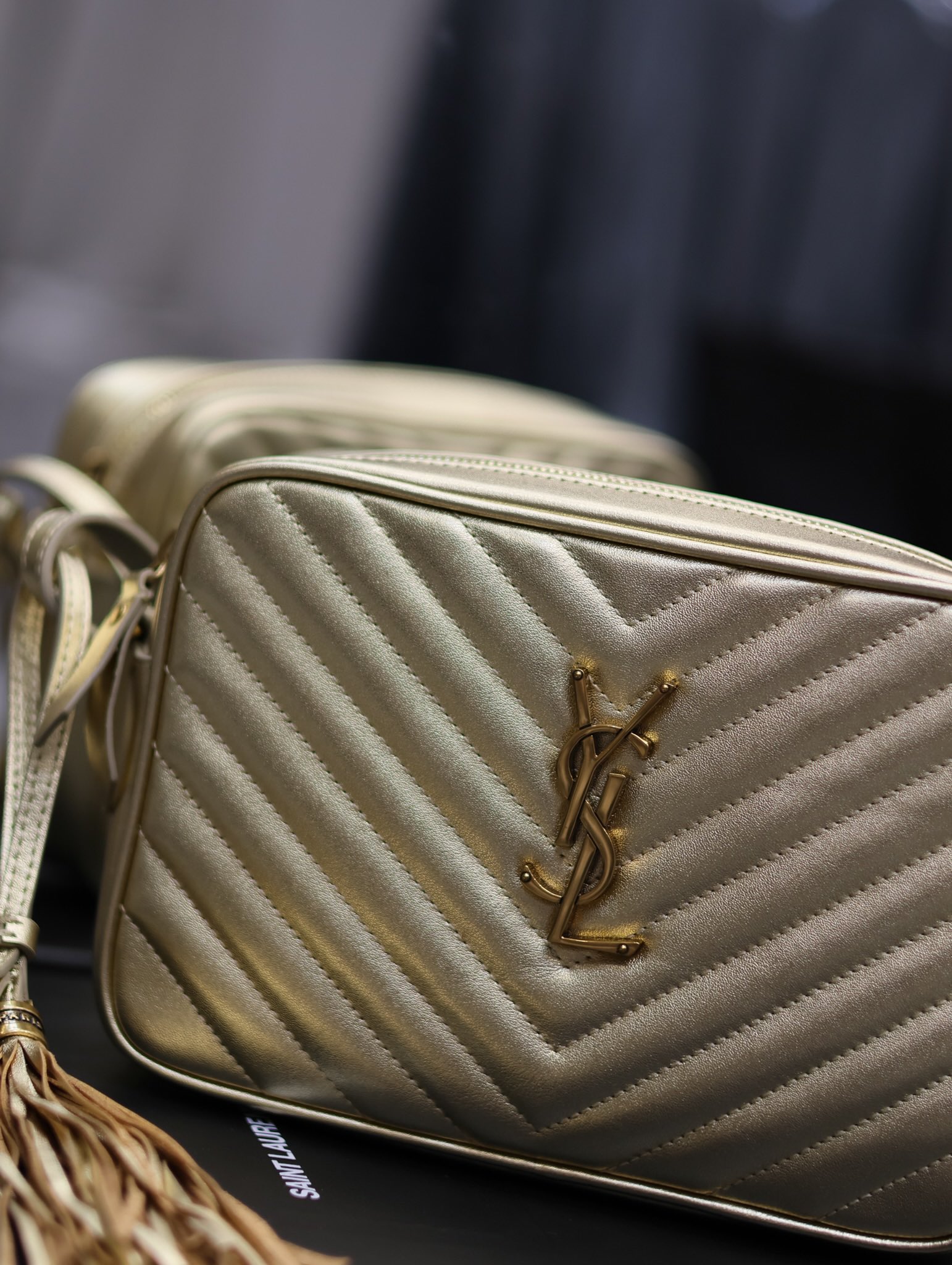 [TOP] Yves Saint Laurent YSL Lou Camera Bags - Gold