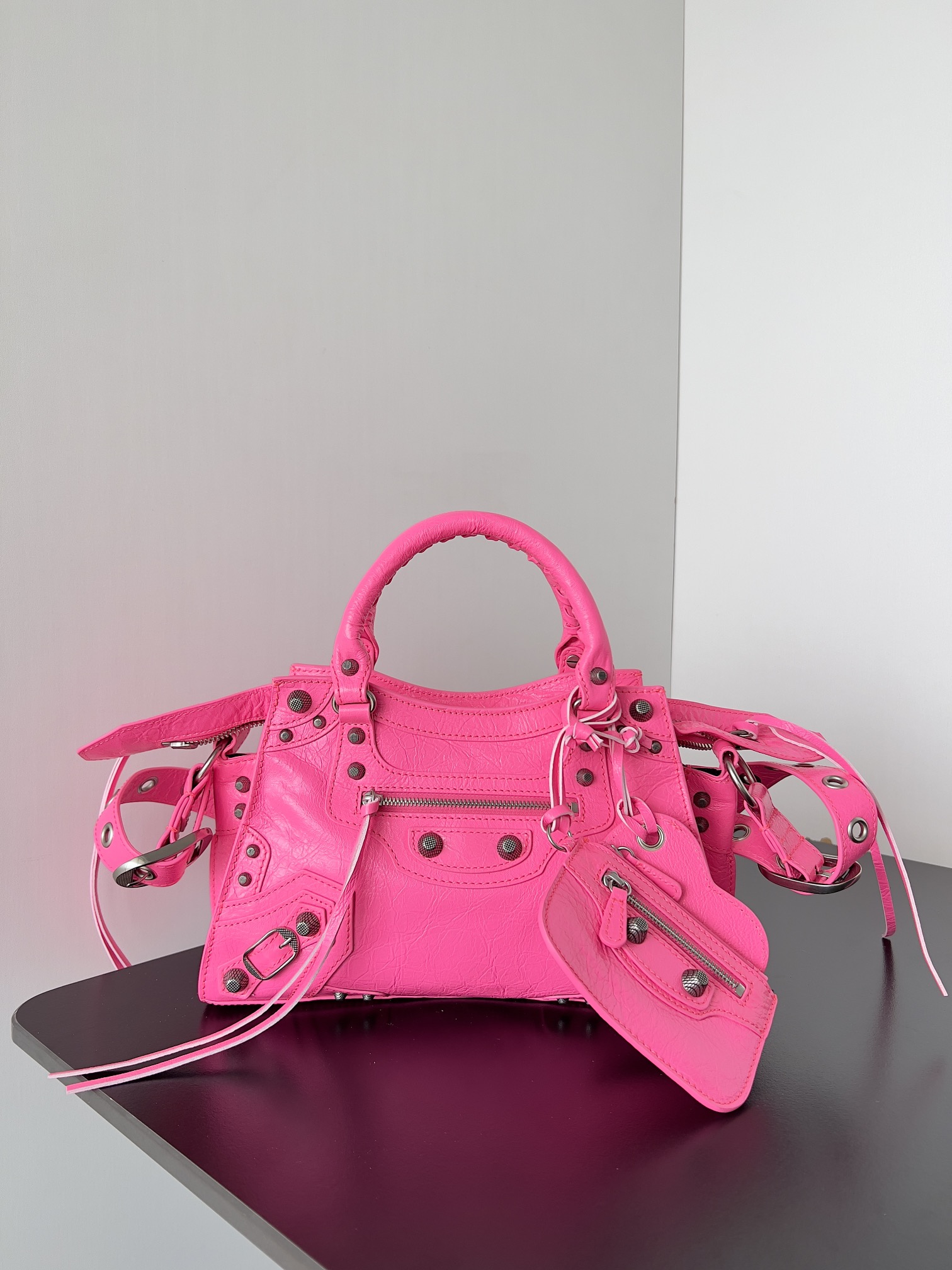 [TOP] BALENCIAGA Neo Classic XS City Bag 26 x 18 x 13 cm - Rose Red