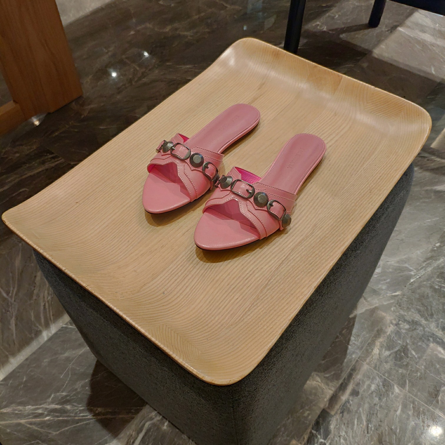 [TOP] BALENCIAGA Le Cagole Slides - 5 Colors