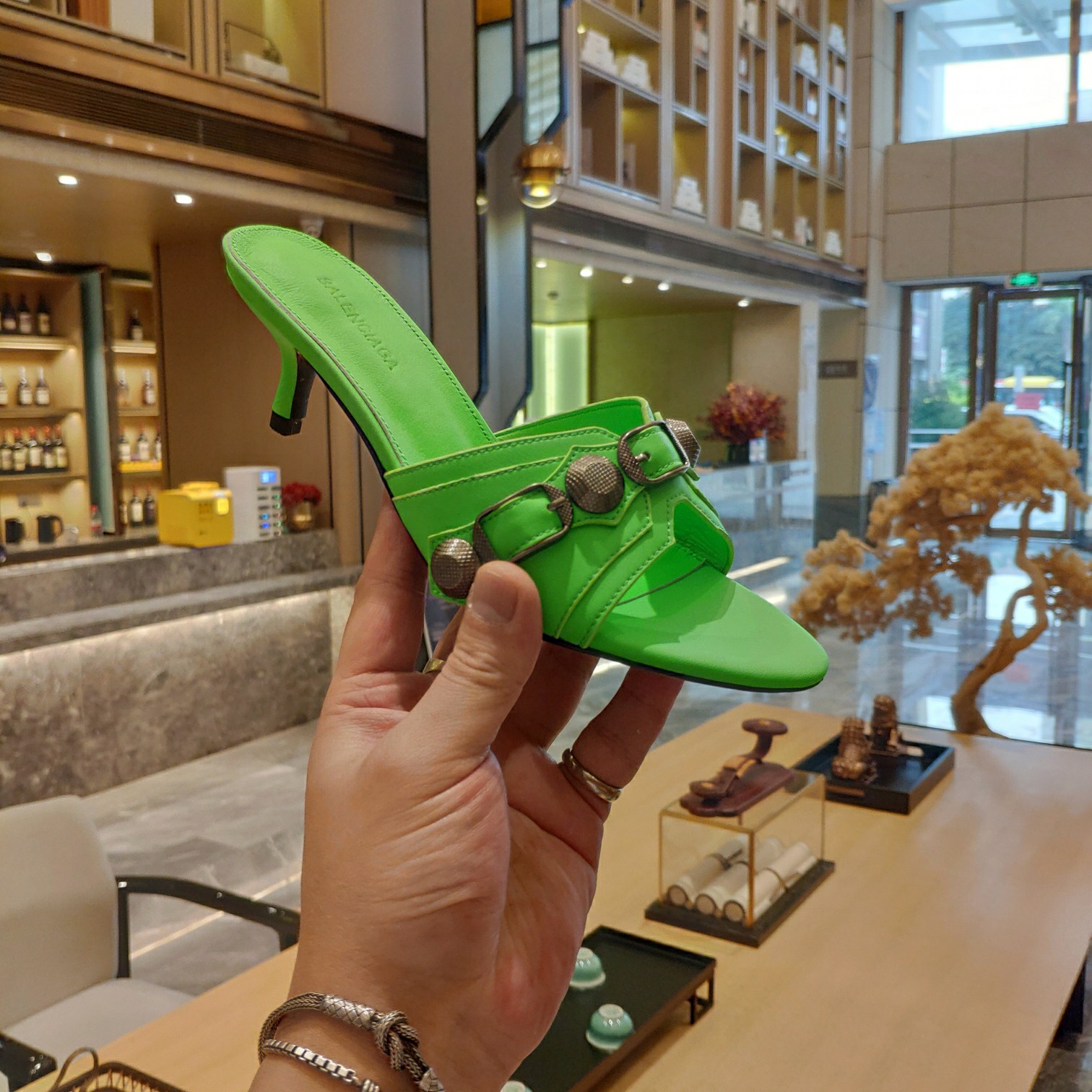 [TOP] BALENCIAGA Le Cagole Slides - Green - 2 Heel Heights