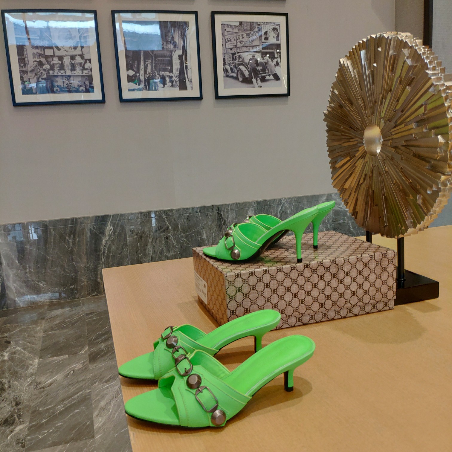 [TOP] BALENCIAGA Le Cagole Slides - Green - 2 Heel Heights