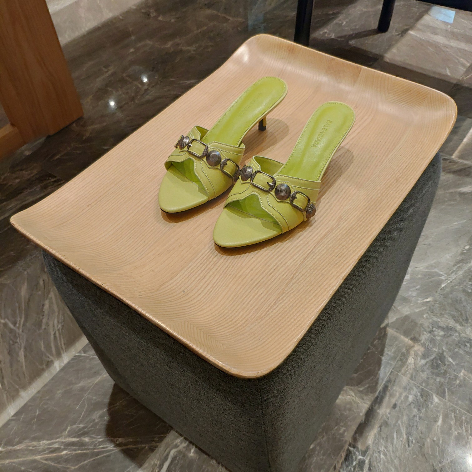 [TOP] BALENCIAGA Le Cagole Slides - Yellow - 2 Heel Heights