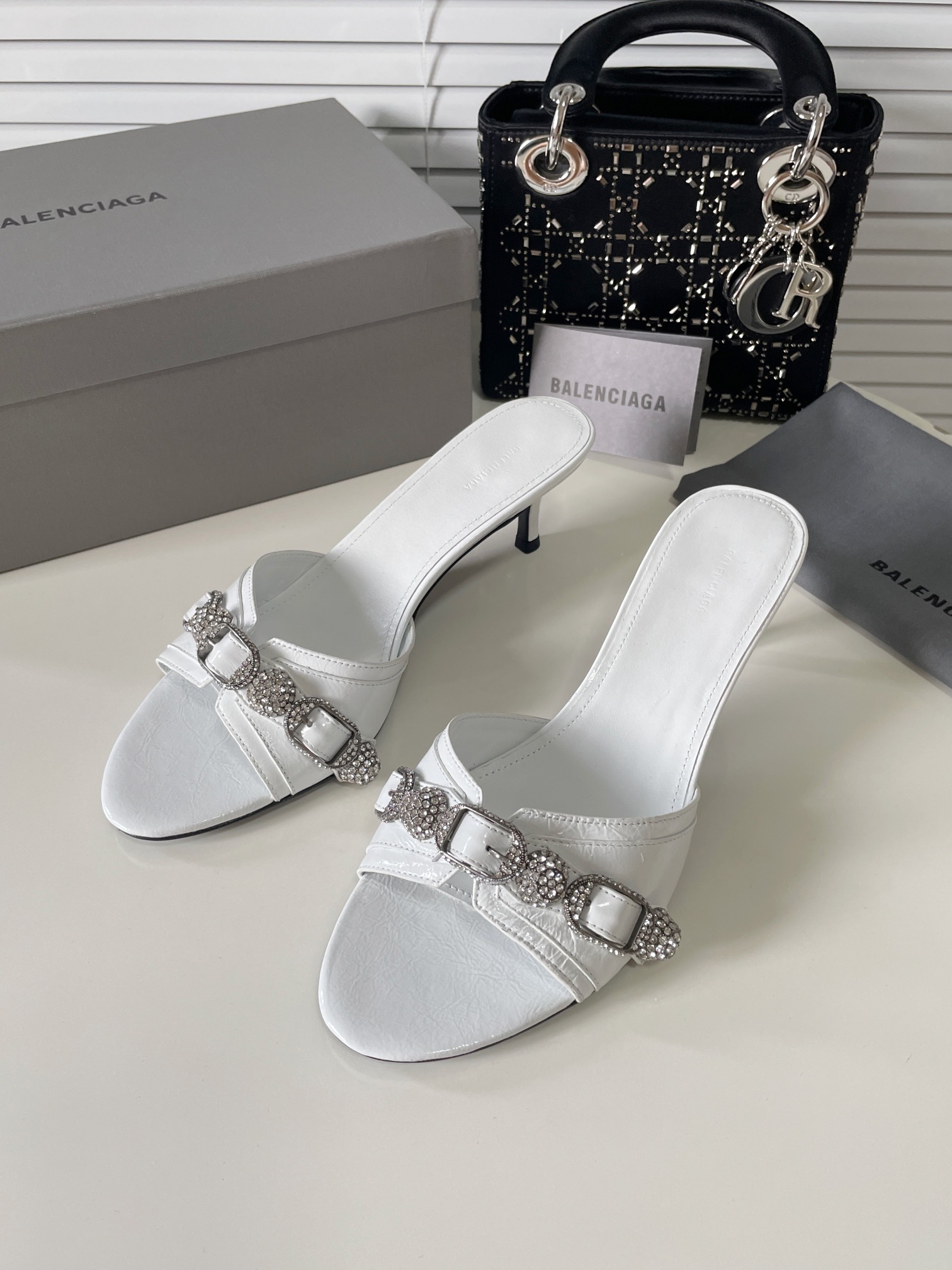 [TOP] BALENCIAGA Le Cagole Slides with diamond - 2 Colors