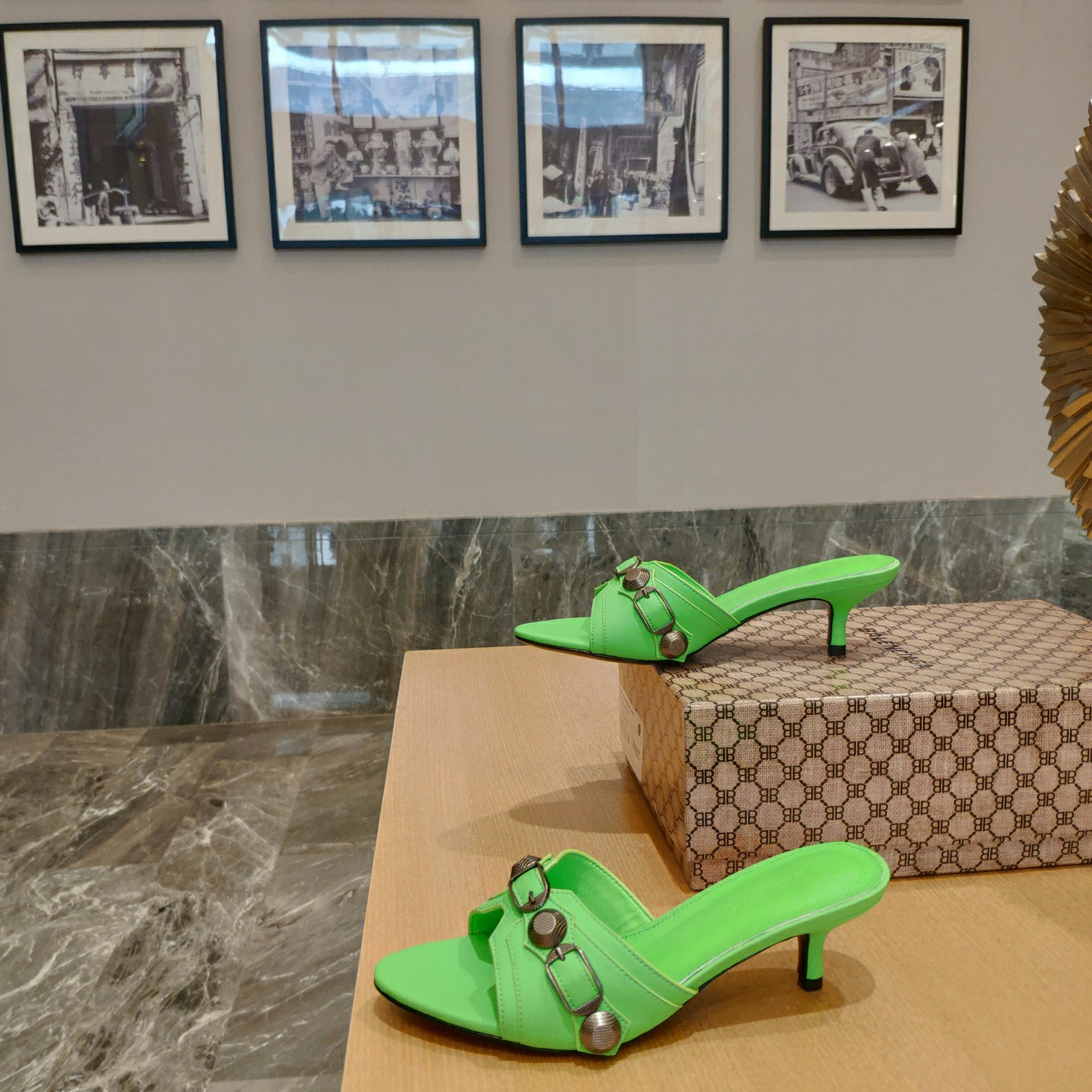 [TOP] BALENCIAGA Le Cagole Slides - Green - 2 Heel Heights