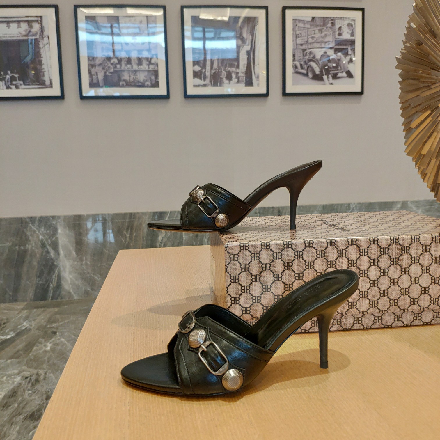 [TOP] BALENCIAGA Le Cagole Slides - Black - 2 Heel Heights