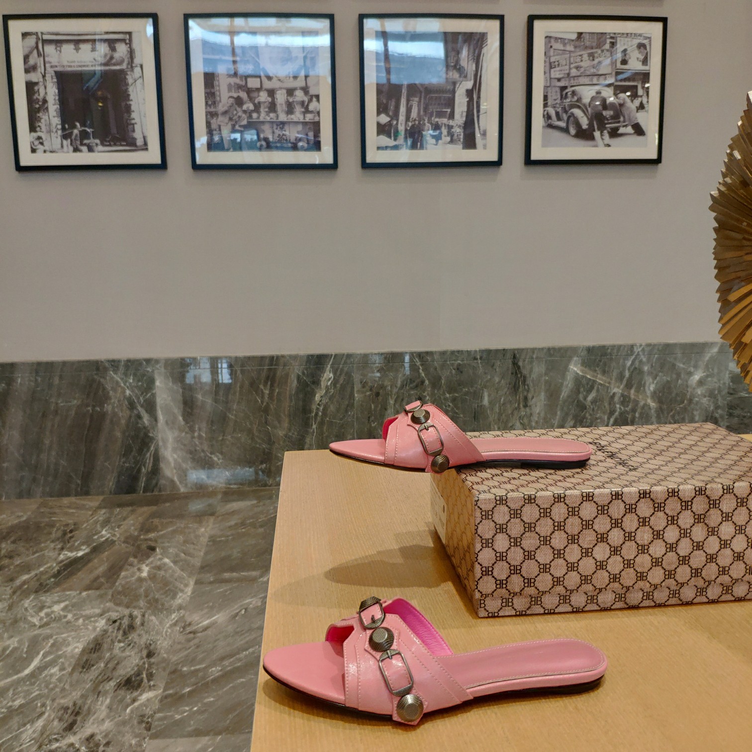 [TOP] BALENCIAGA Le Cagole Slides - 5 Colors