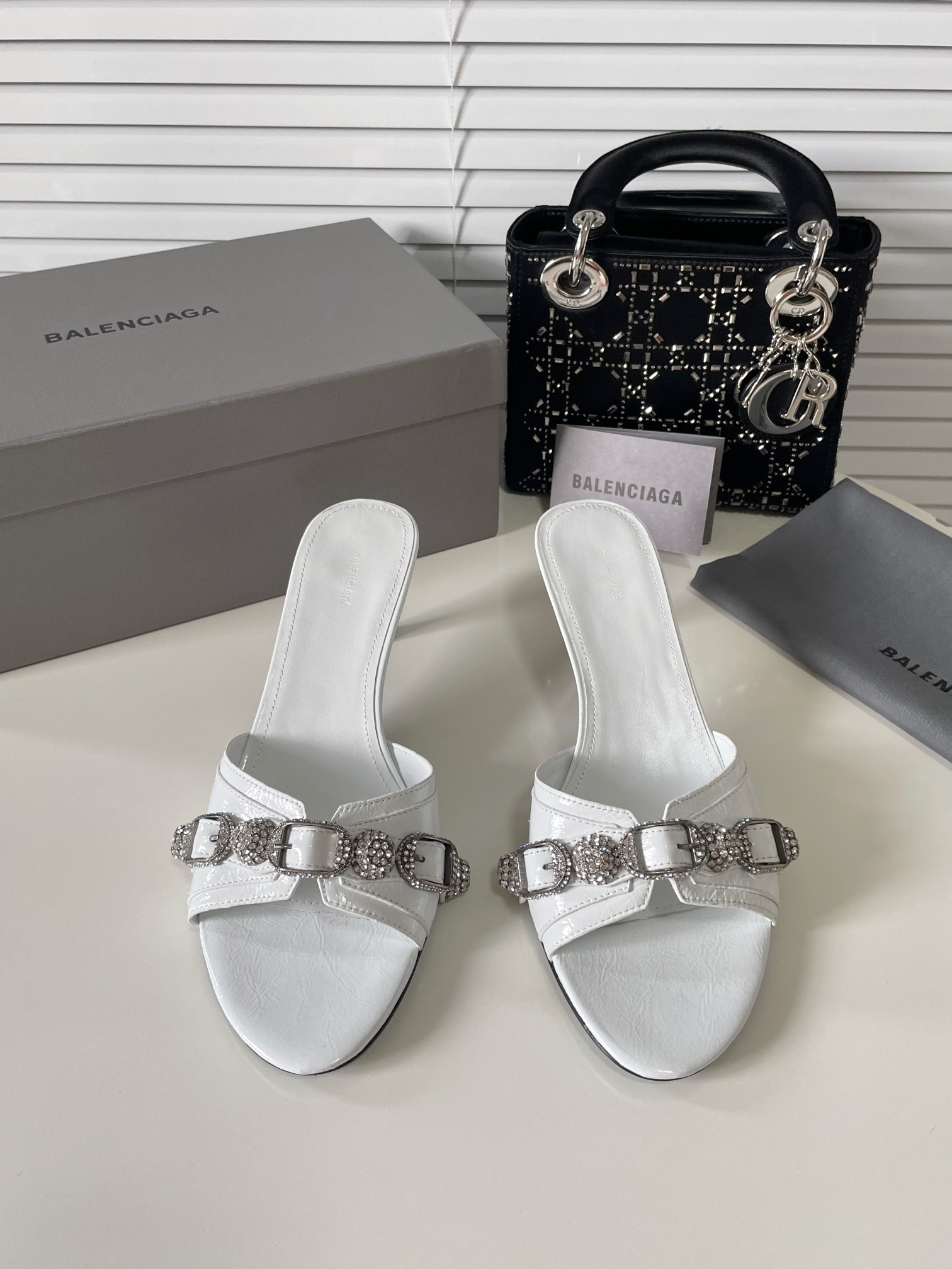[TOP] BALENCIAGA Le Cagole Slides with diamond - 2 Colors