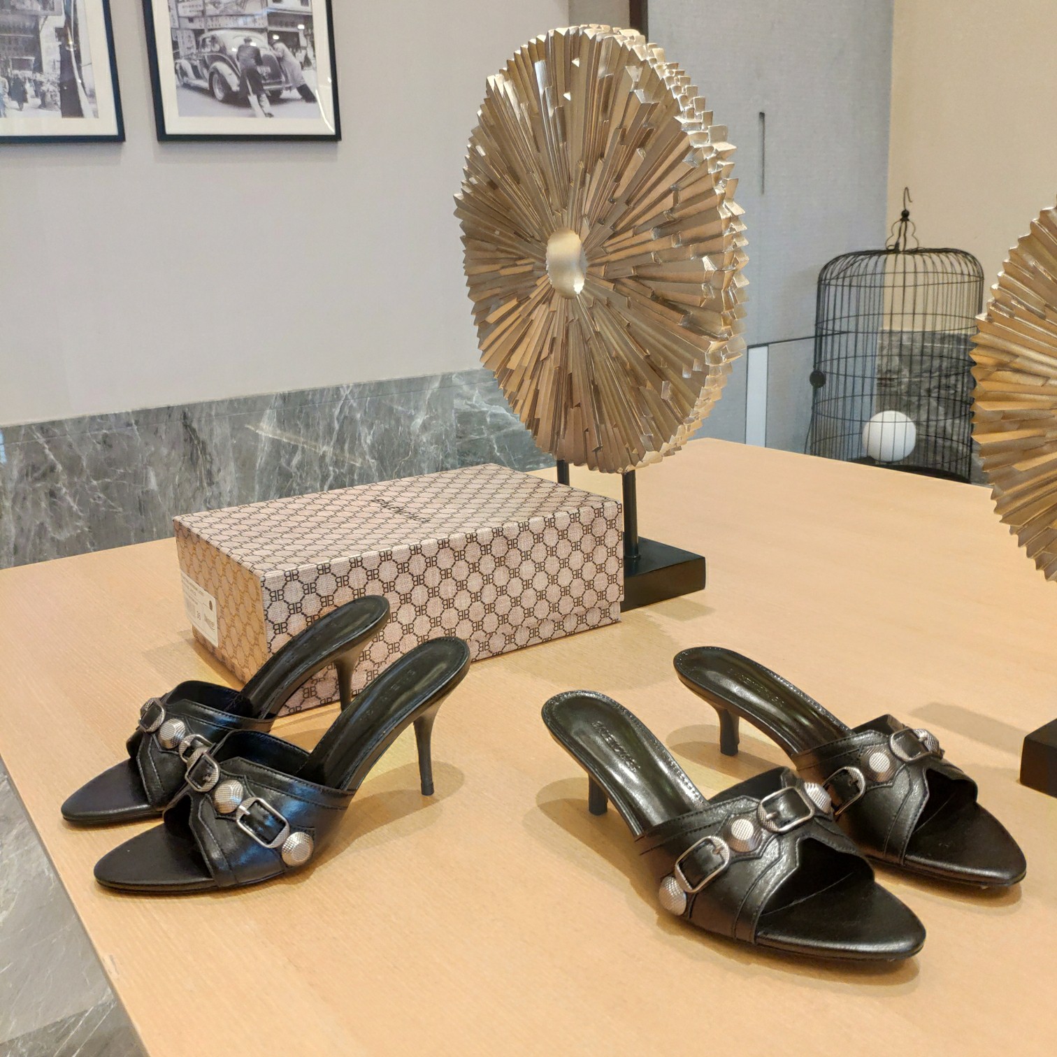 [TOP] BALENCIAGA Le Cagole Slides - Black - 2 Heel Heights