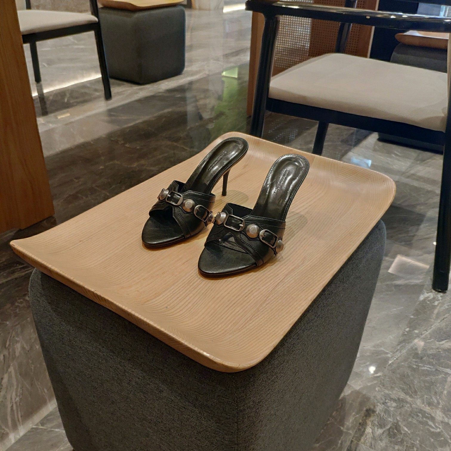 [TOP] BALENCIAGA Le Cagole Slides - Black - 2 Heel Heights