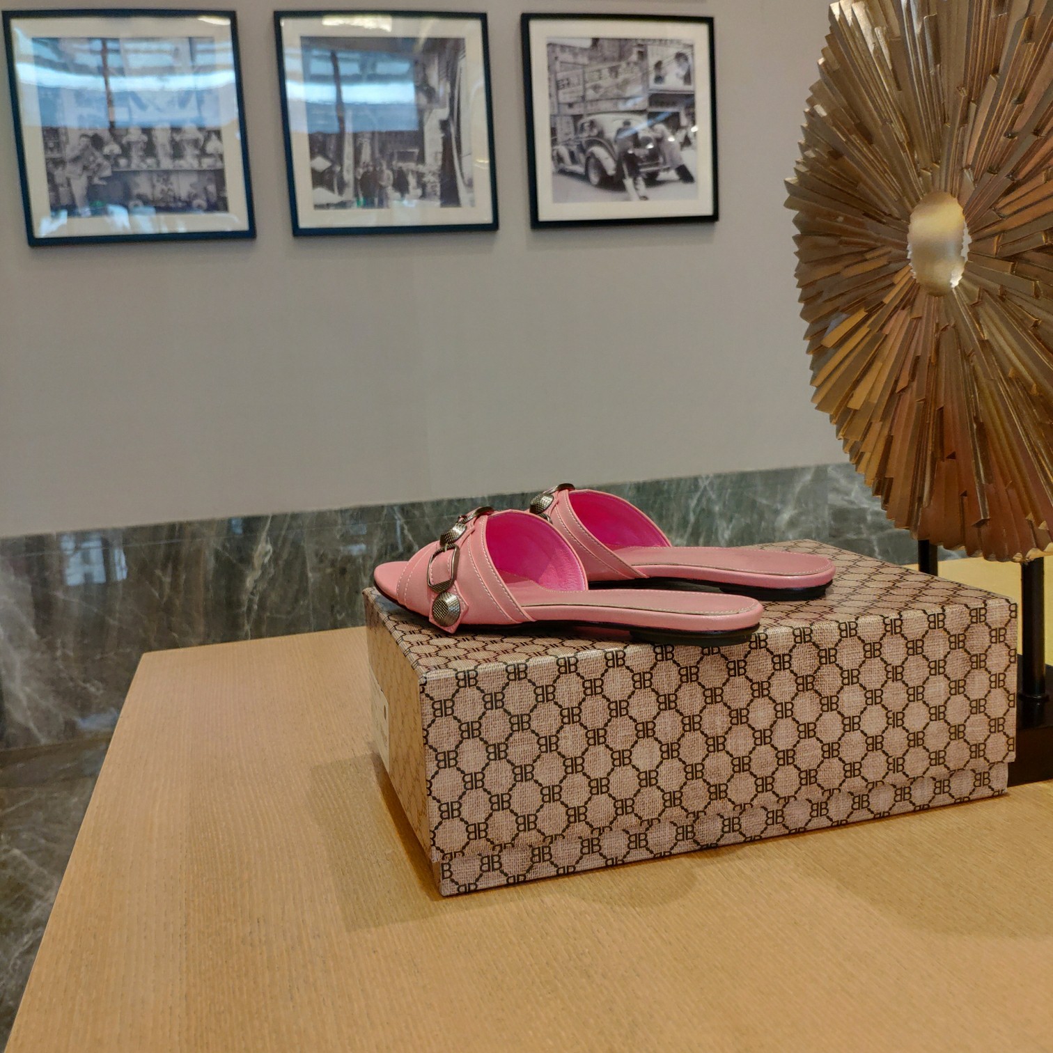 [TOP] BALENCIAGA Le Cagole Slides - 5 Colors