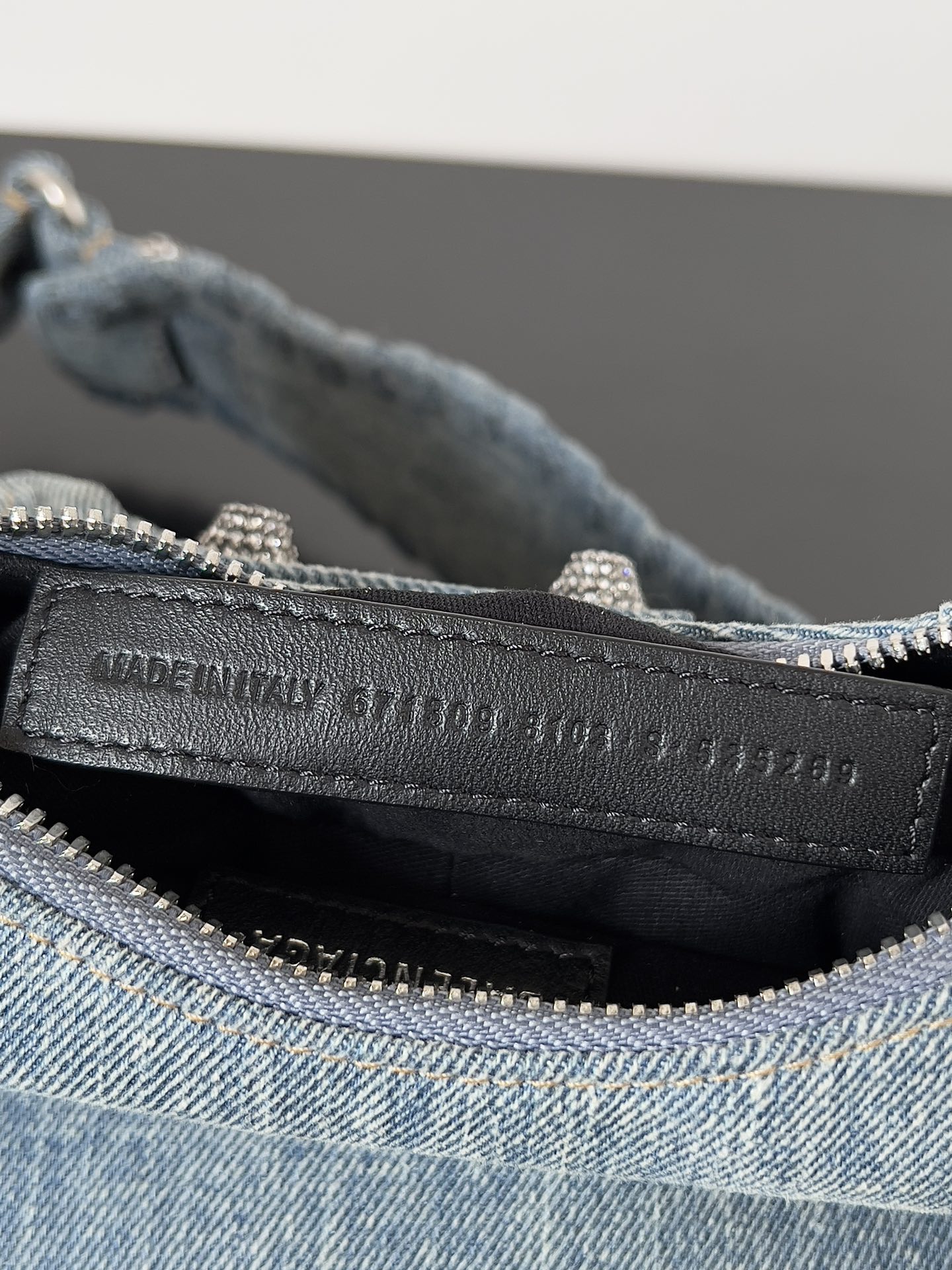 [TOP] BALENCIAGA Le Cagole Bag XS 26 x 16 x 7 cm - Denim