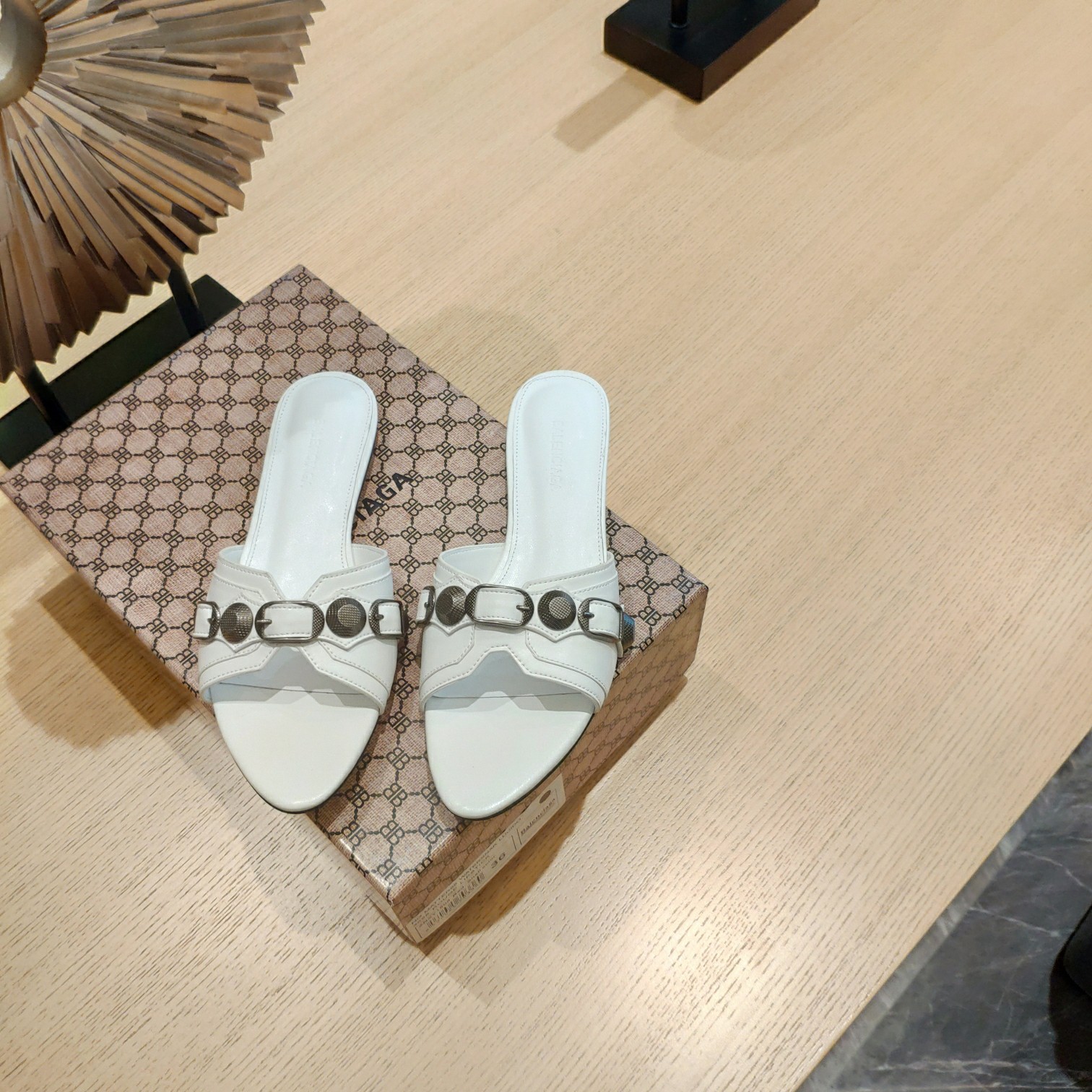 [TOP] BALENCIAGA Le Cagole Slides - 5 Colors