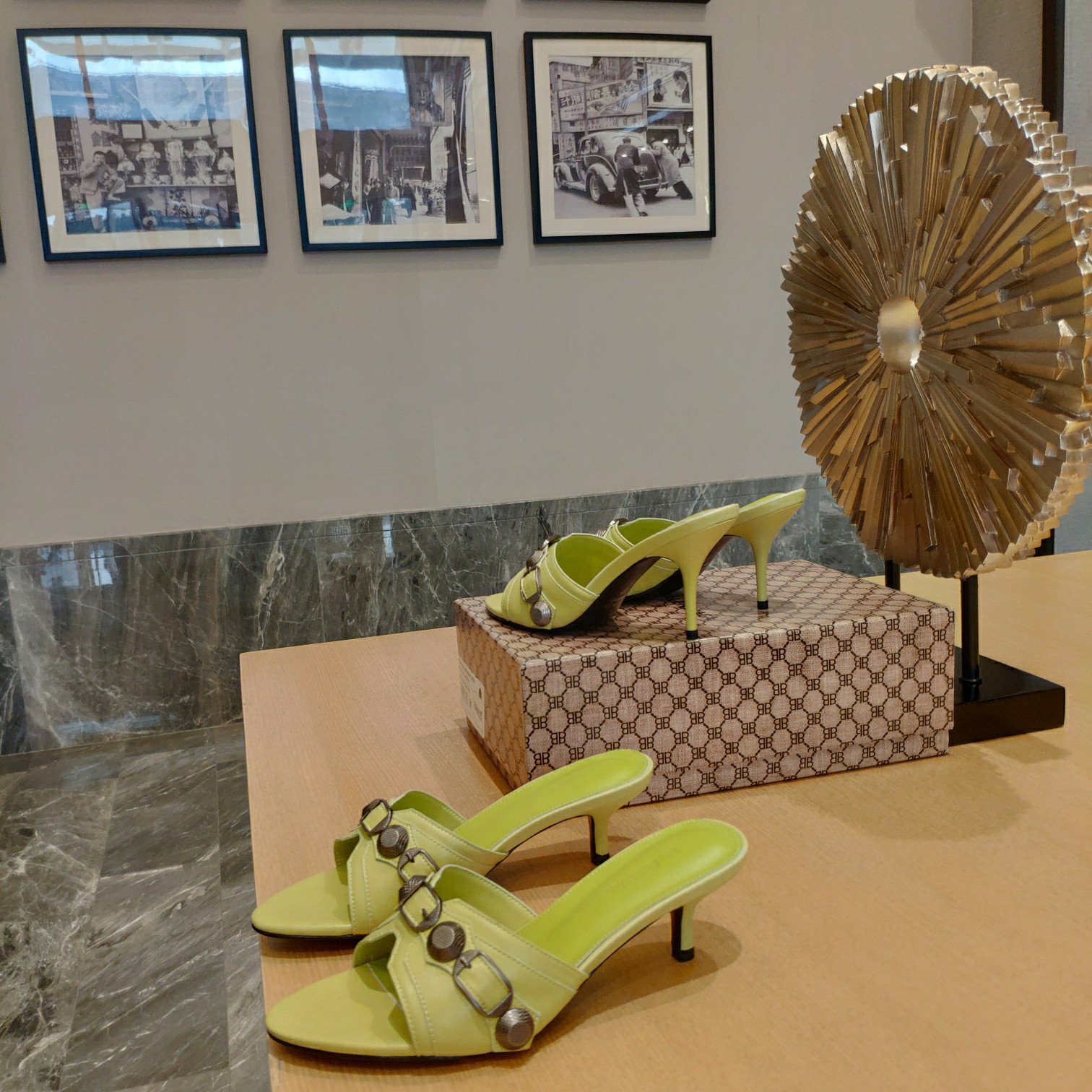 [TOP] BALENCIAGA Le Cagole Slides - Yellow - 2 Heel Heights