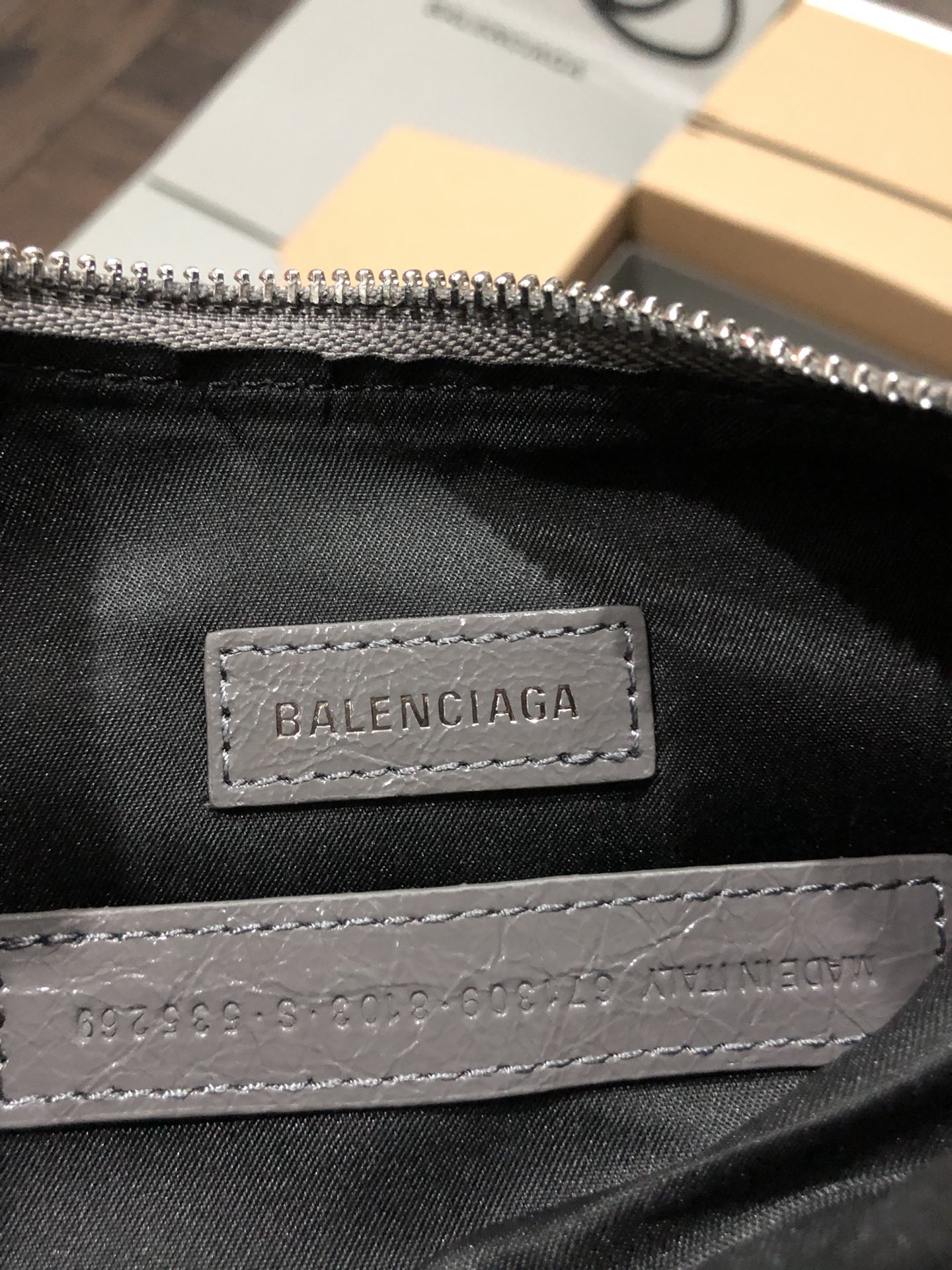 [TOP] BALENCIAGA Le Cagole Bag 26cm - Gray