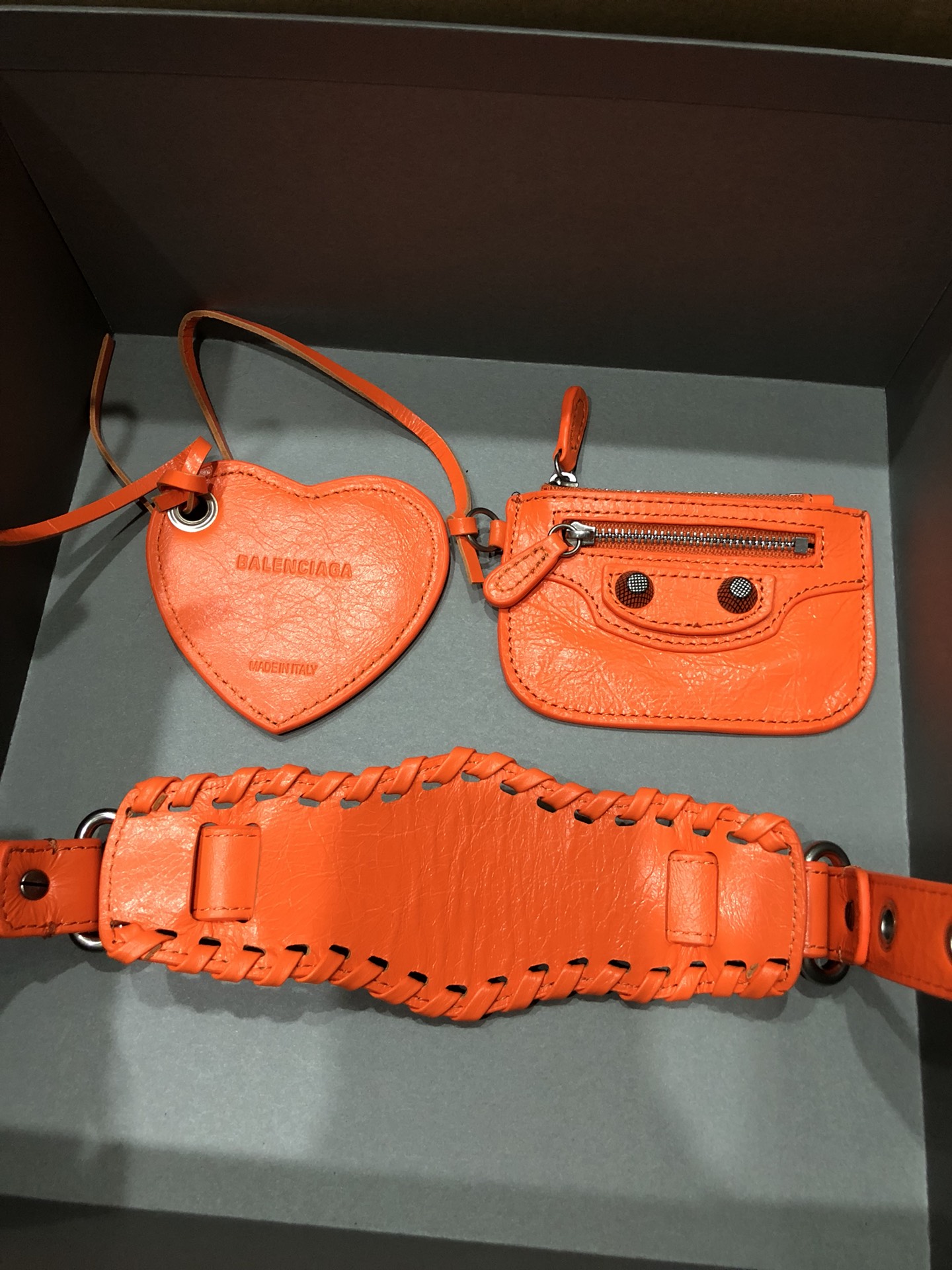 [TOP] BALENCIAGA Le Cagole Bag 26cm - Orange