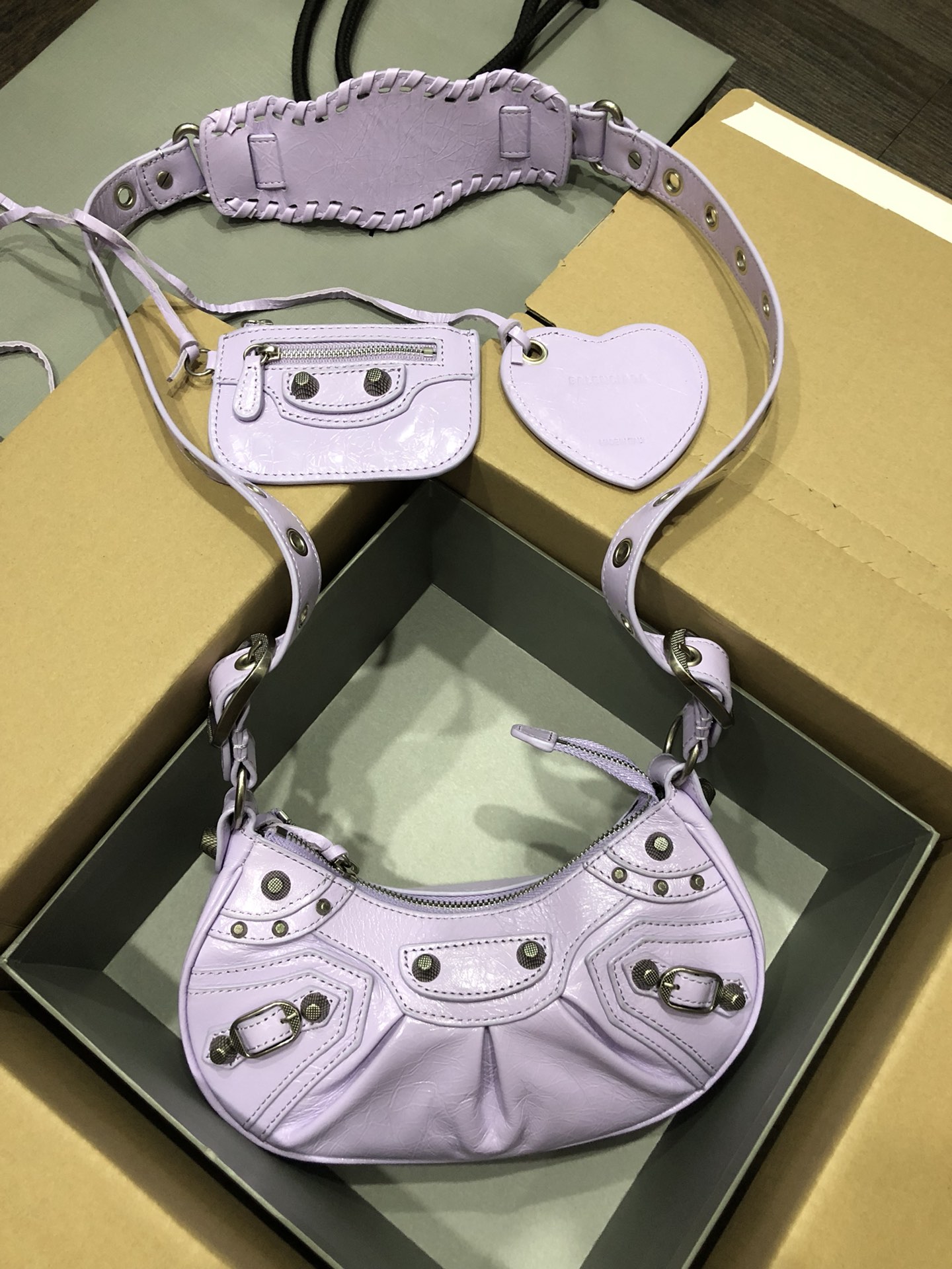 [TOP] BALENCIAGA Le Cagole Bag 26cm - Lavender Purple