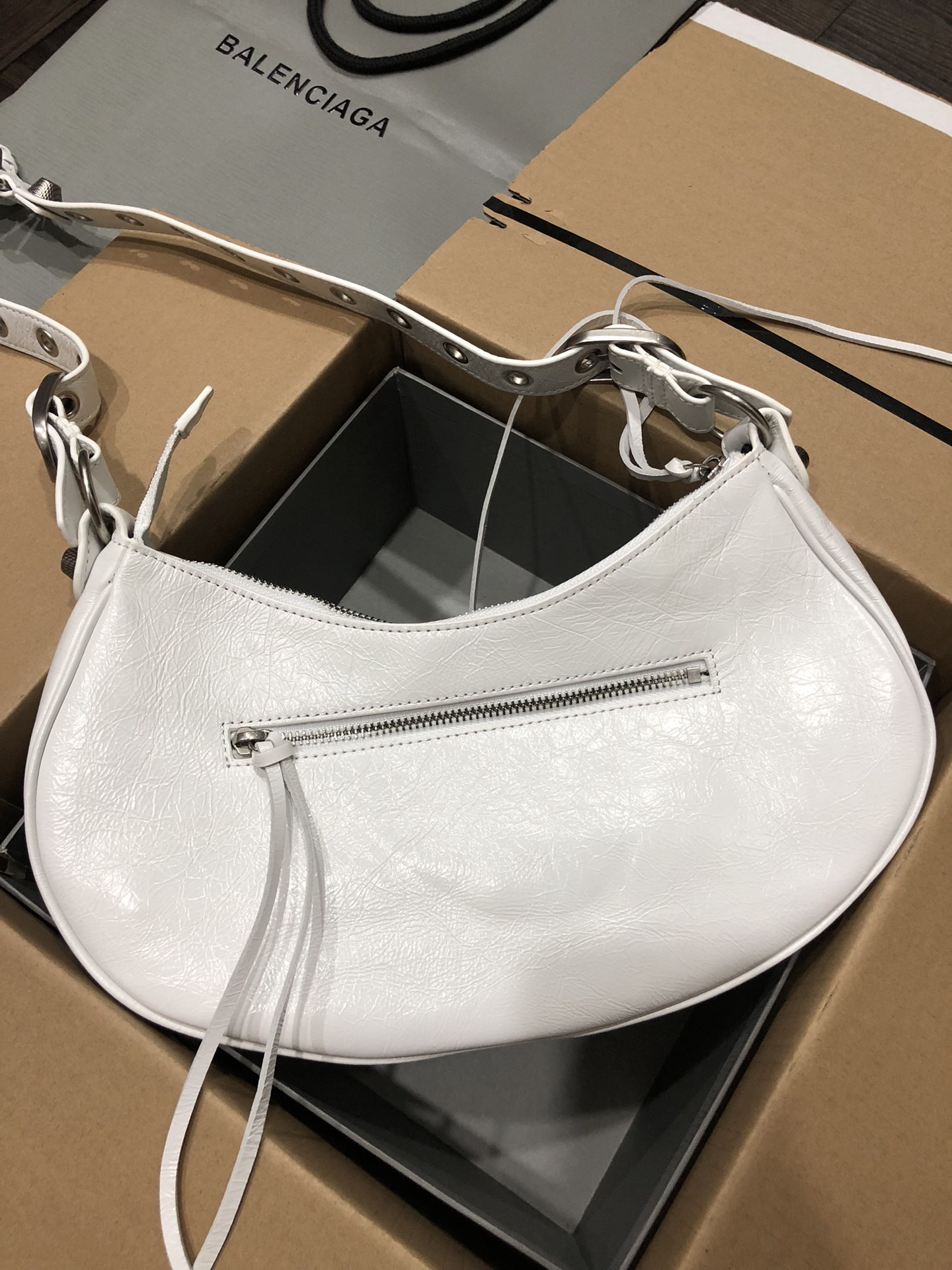 [TOP] BALENCIAGA Le Cagole Bag 33cm - White