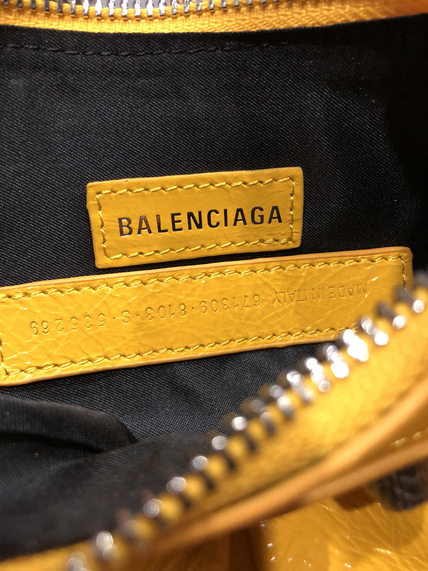 [TOP] BALENCIAGA Le Cagole Bag 26cm - Yellow