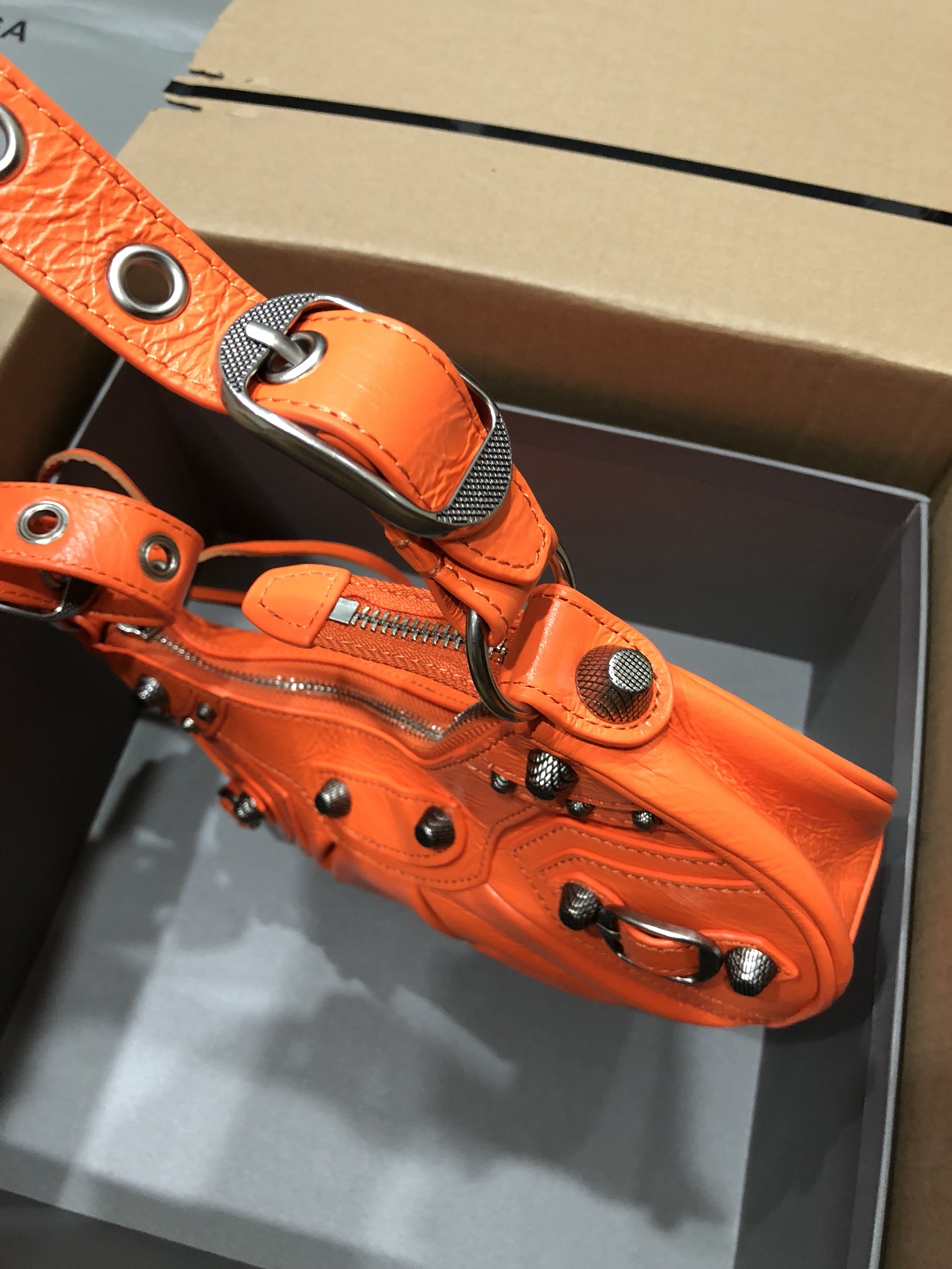 [TOP] BALENCIAGA Le Cagole Bag 26cm - Orange