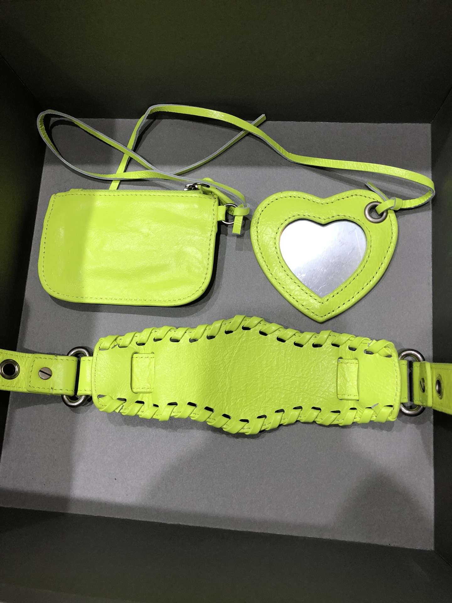 [TOP] BALENCIAGA Le Cagole Bag 26cm - Fluorescent Yellow