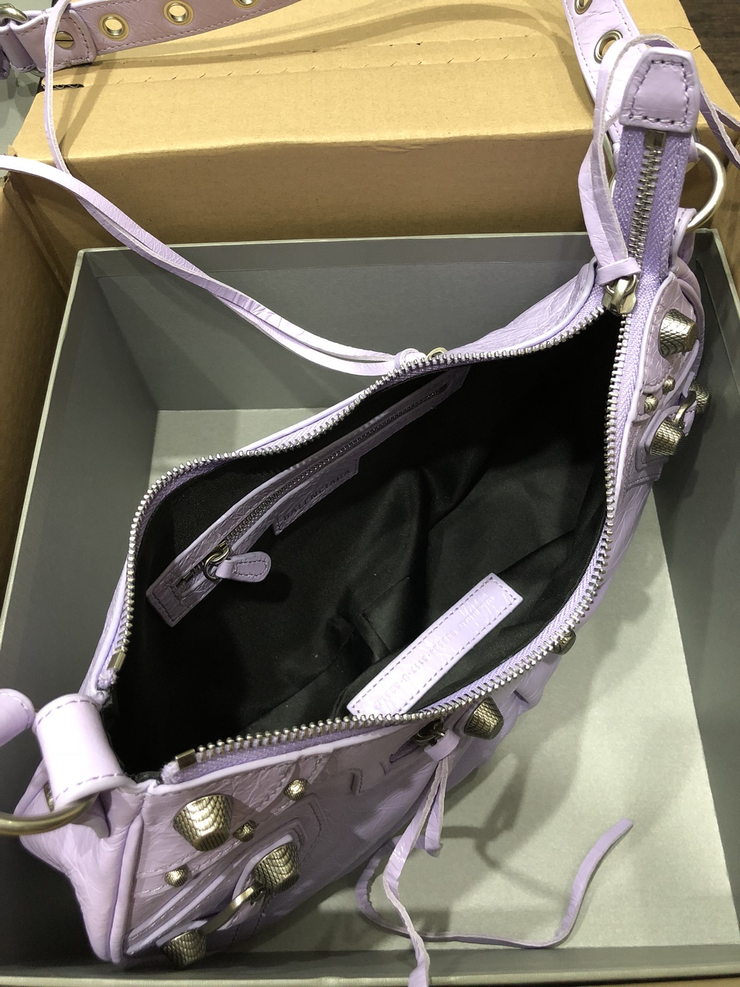 [TOP] BALENCIAGA Le Cagole Bag 33cm - Lavender Purple