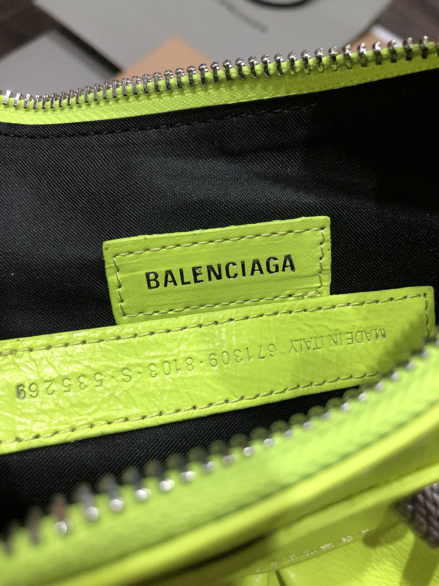 [TOP] BALENCIAGA Le Cagole Bag 26cm - Fluorescent Yellow