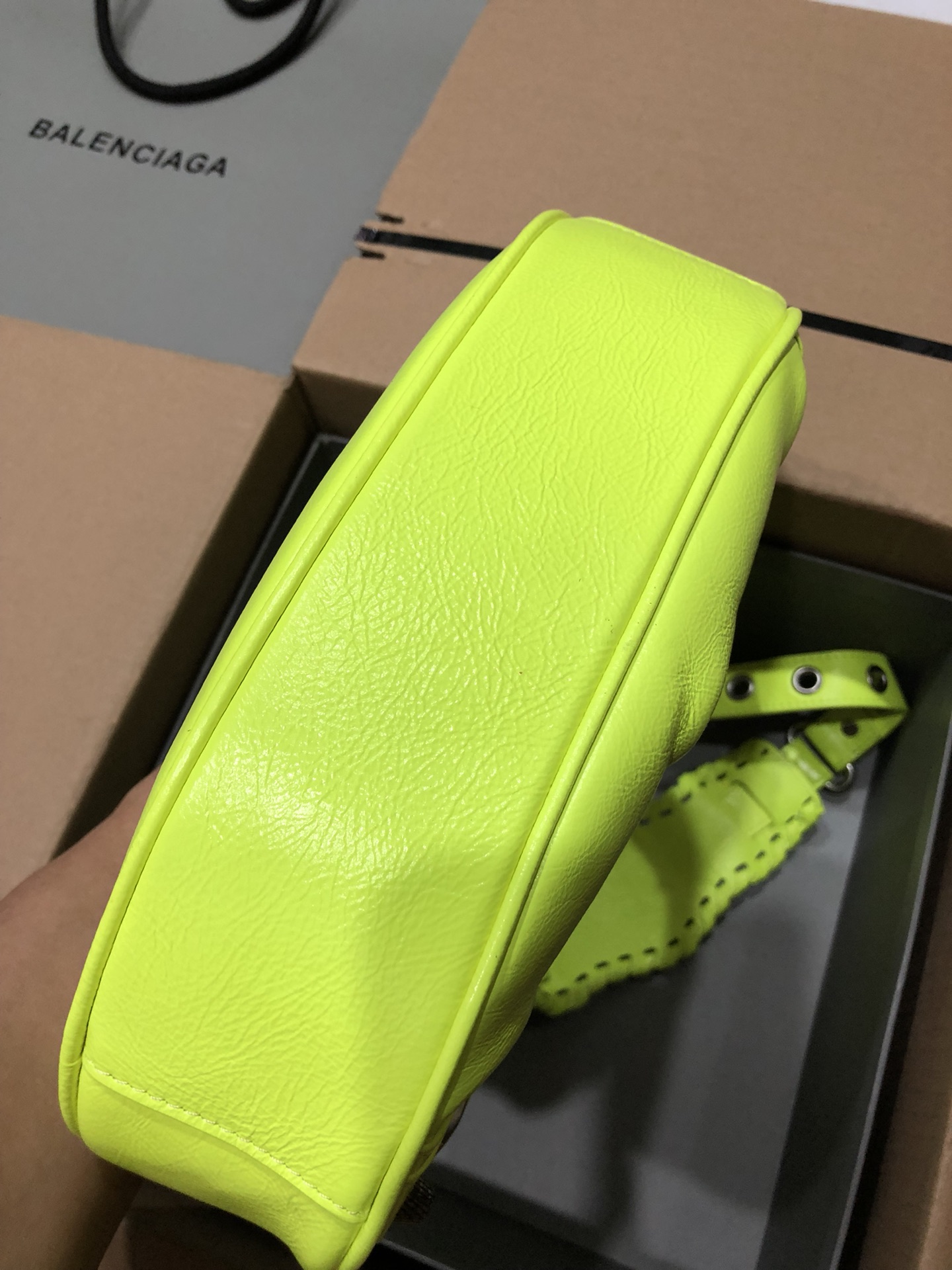 [TOP] BALENCIAGA Le Cagole Bag 26cm - Fluorescent Yellow