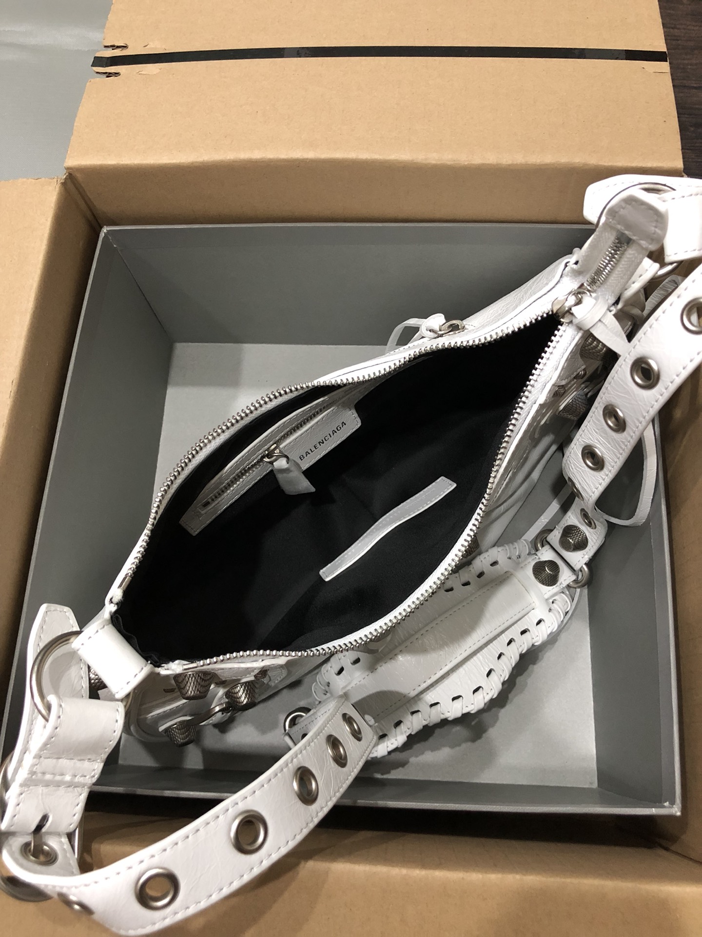 [TOP] BALENCIAGA Le Cagole Bag 33cm - White