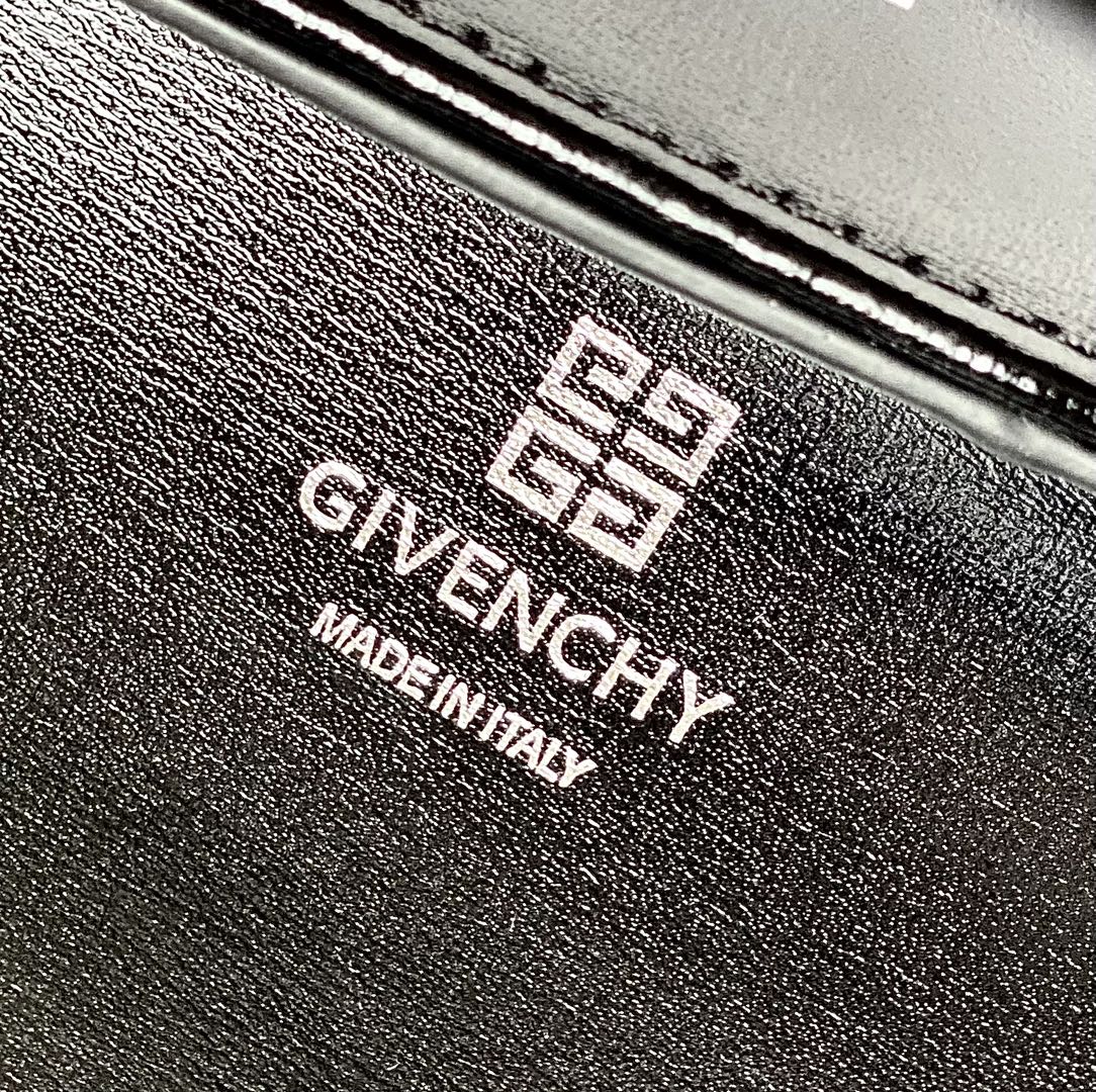 [TOP] GIVENCHY Antigona Stretch Handbag 22 x 12 x 8 cm - Black