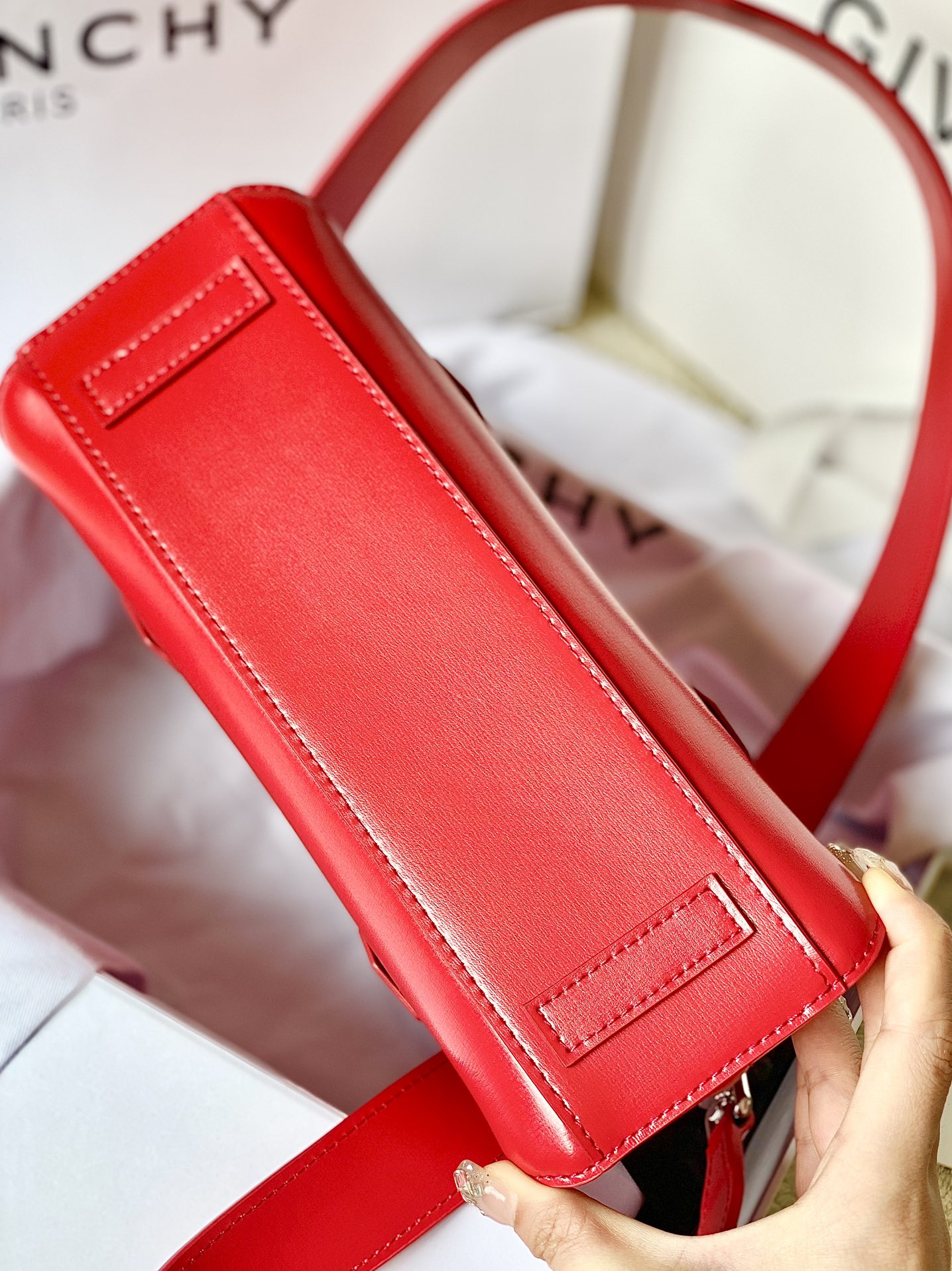 [TOP] GIVENCHY Antigona Stretch Handbag 22 x 12 x 8 cm - Red