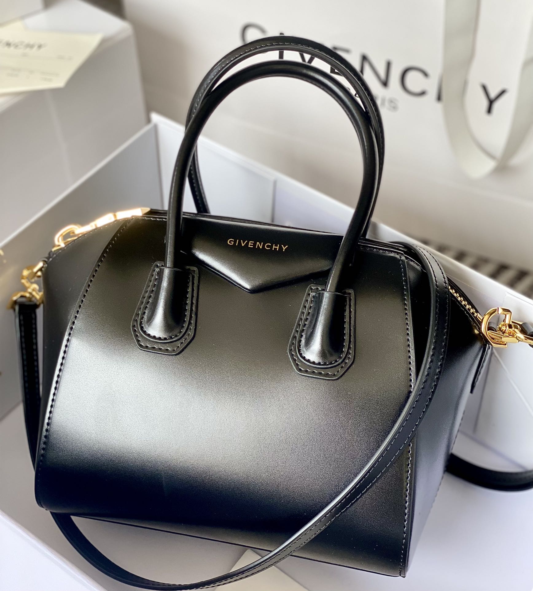 [TOP] GIVENCHY Antigona in Box Leather Bag  27 x 23 x 13 cm - Black