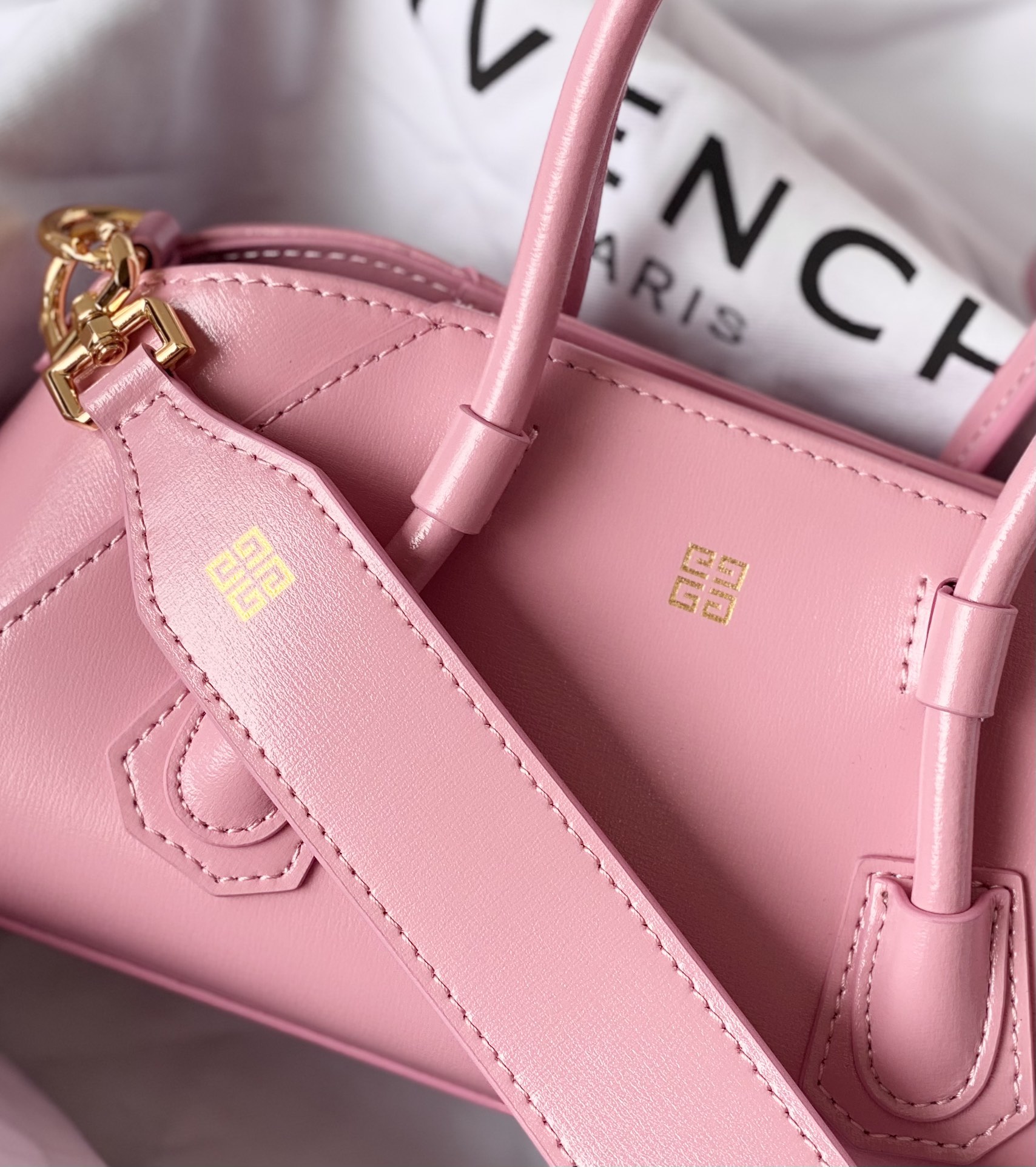 [TOP] GIVENCHY Antigona Stretch Handbag  22 x 12 x 8 cm - Pink