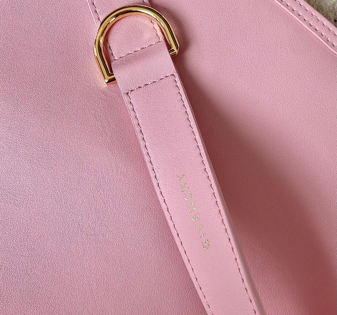 [Top] GIVENCHY Voyou Medium Bag 40 x 27 x 6.5 cm - Pink