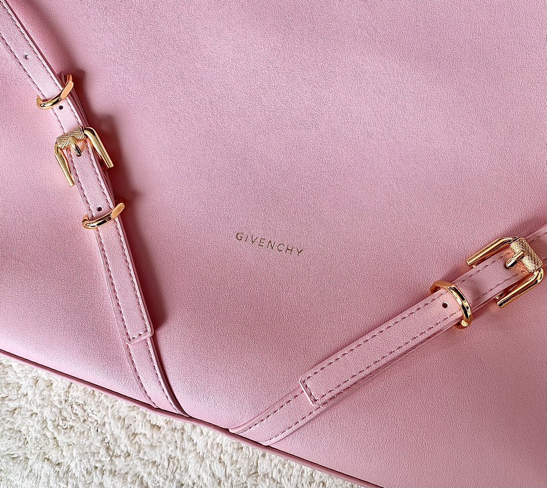 [Top] GIVENCHY Voyou Medium Bag 40 x 27 x 6.5 cm - Pink