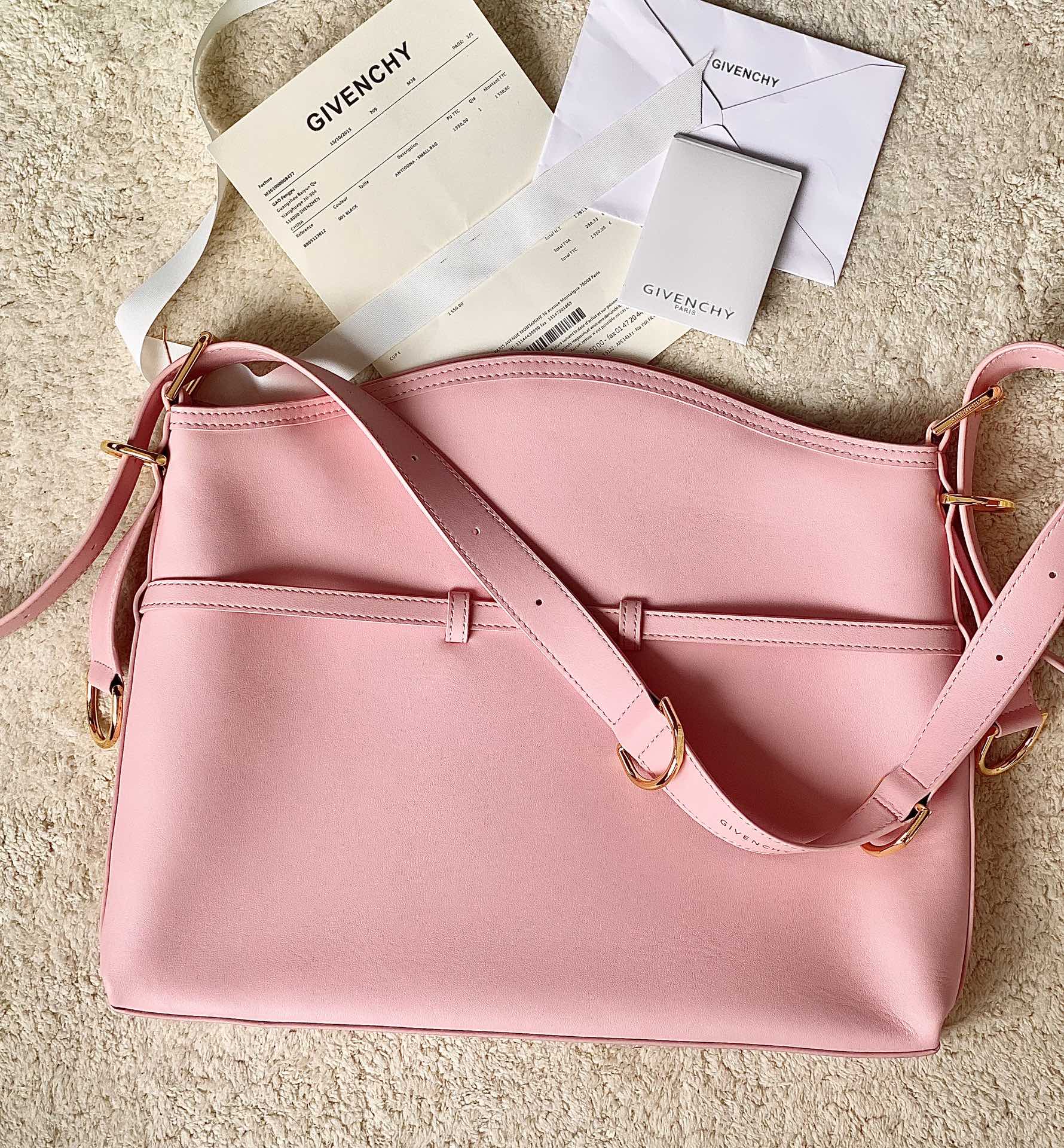 [Top] GIVENCHY Voyou Medium Bag 40 x 27 x 6.5 cm - Pink