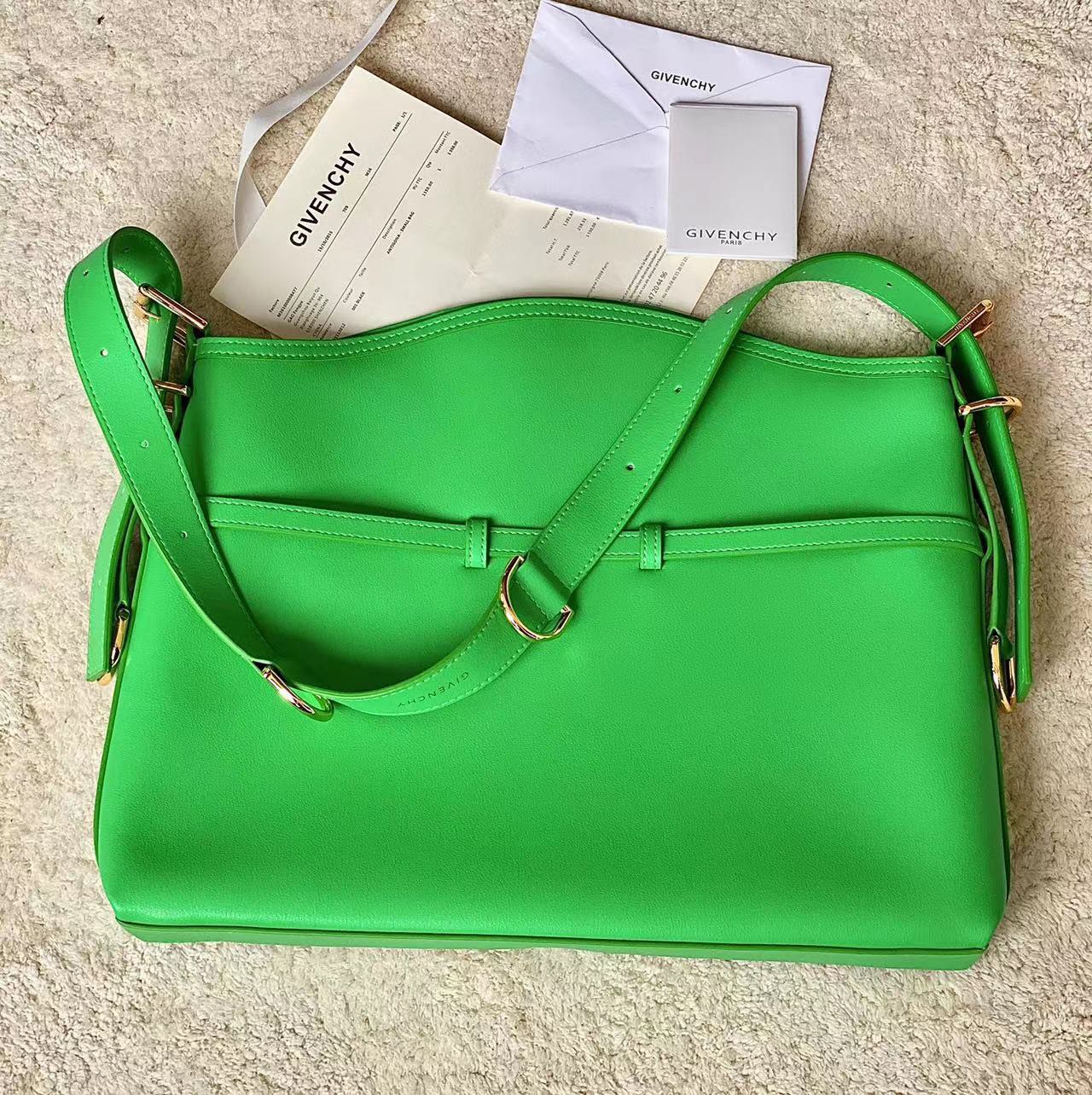 [Top] GIVENCHY Voyou Medium Bag 40 x 27 x 6.5 cm - Green