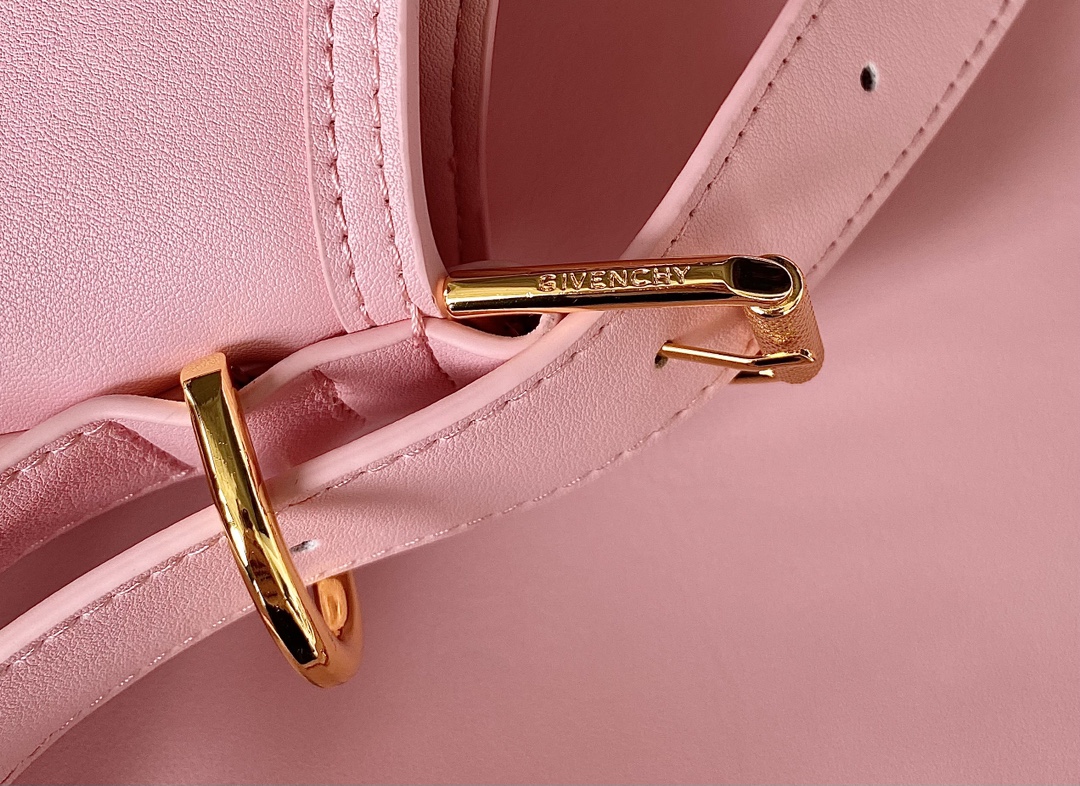 [Top] GIVENCHY Voyou Medium Bag 40 x 27 x 6.5 cm - Pink