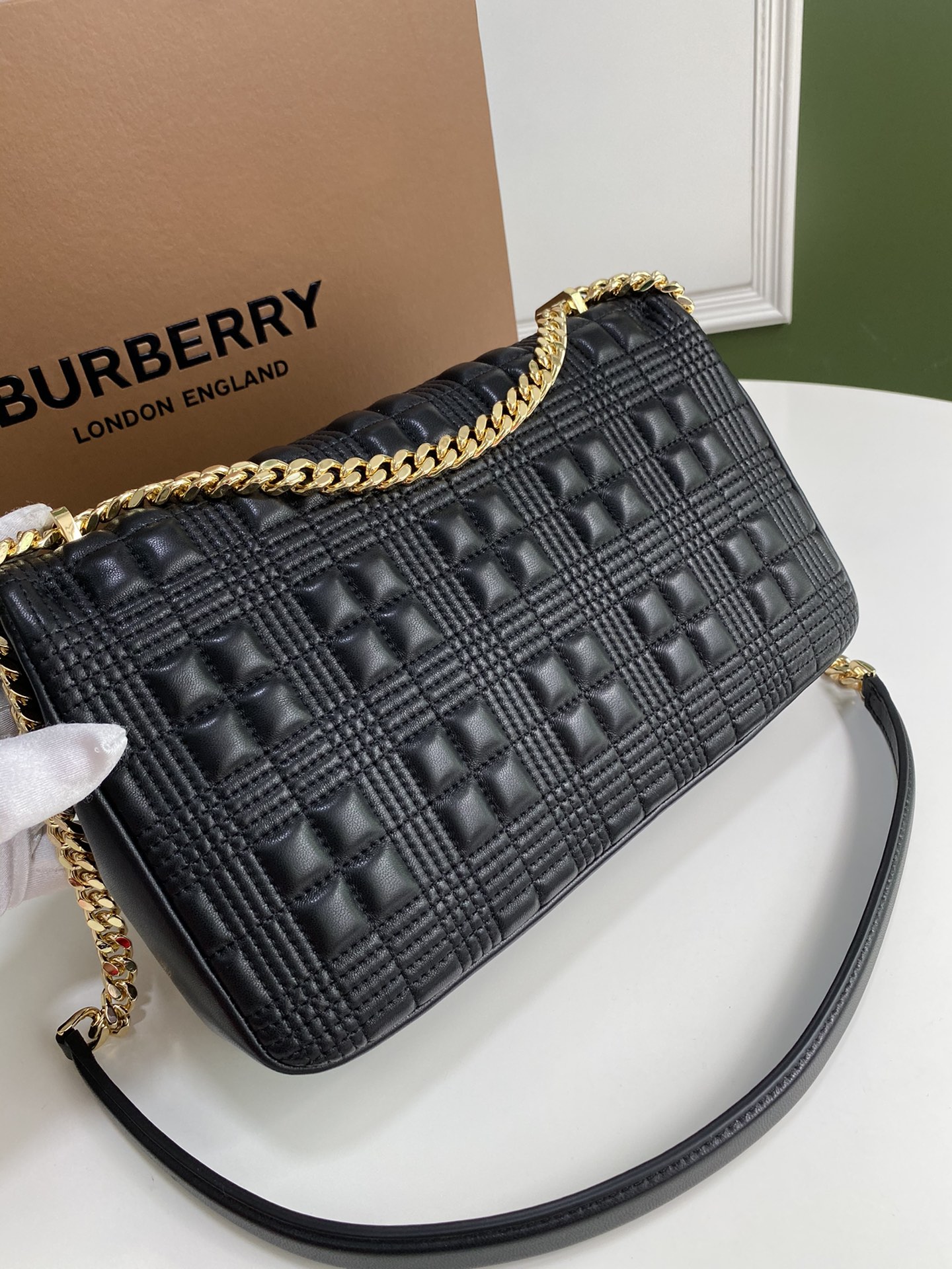 [TOP] BURBERRY Lambskin Lola Bags - Black & GHW