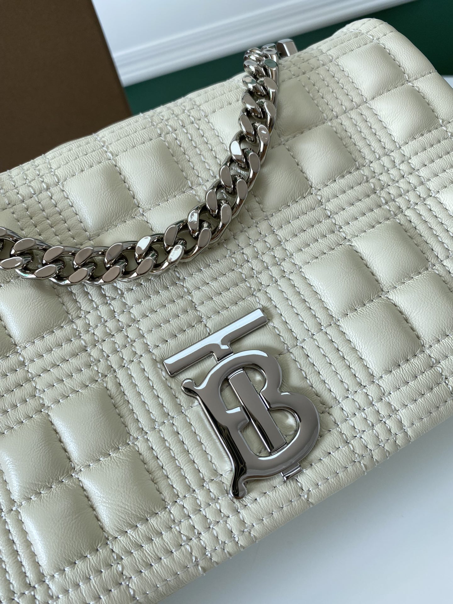 [TOP] BURBERRY Lambskin Lola Bags - White