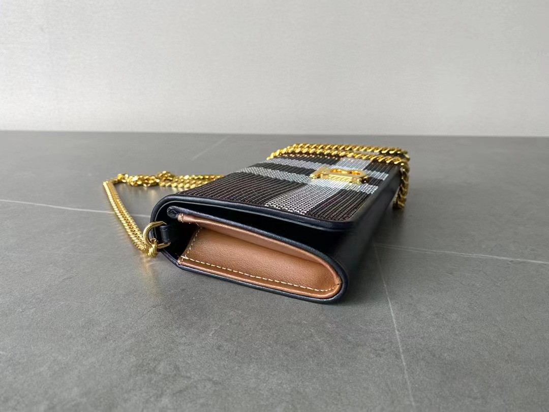 [TOP] BURBERRY Lola Bags - Sequin Check