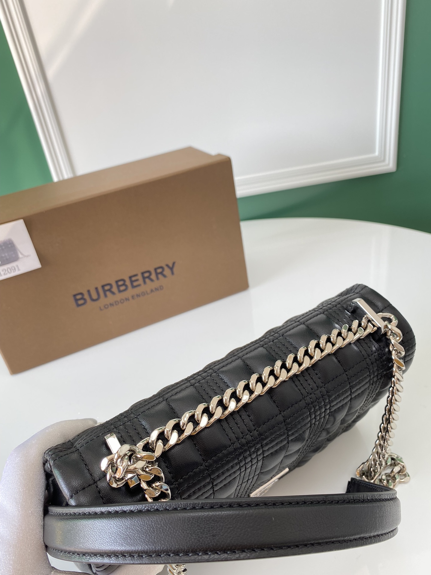 [TOP] BURBERRY Lambskin Lola Bags - Black & SHW
