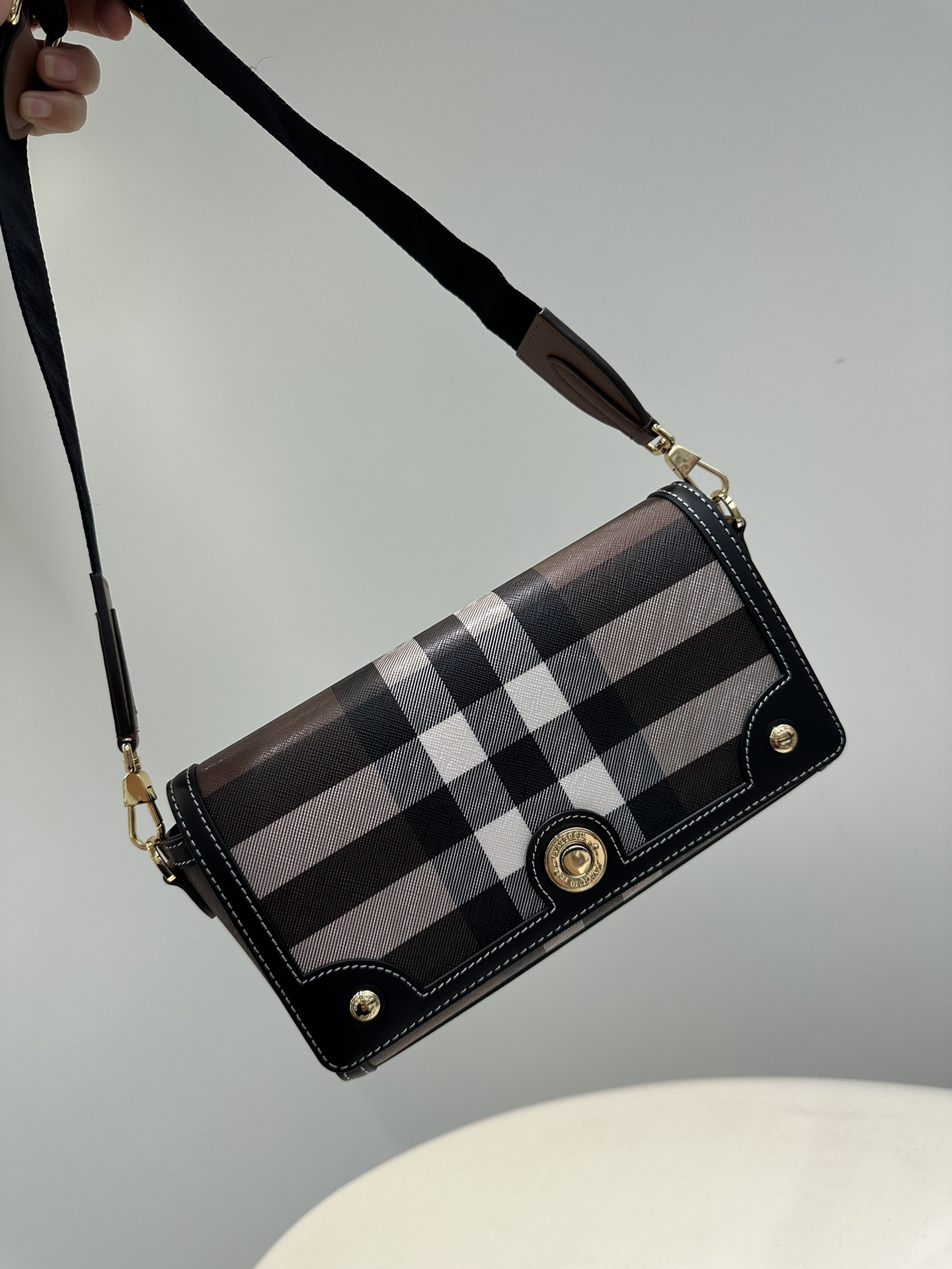 [TOP] BURBERRY Note Bag - Birch Brown Check