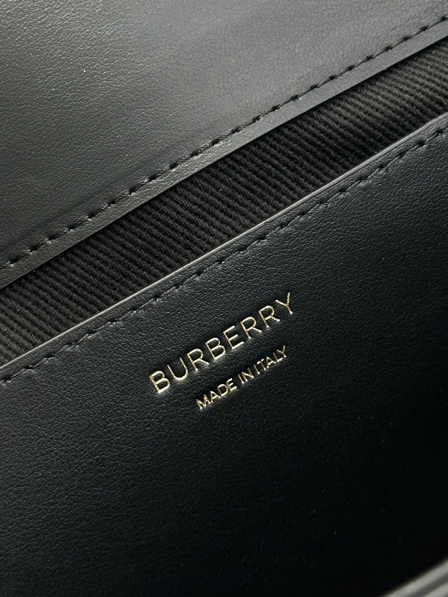 [TOP] BURBERRY Note Bag - Birch Brown Check