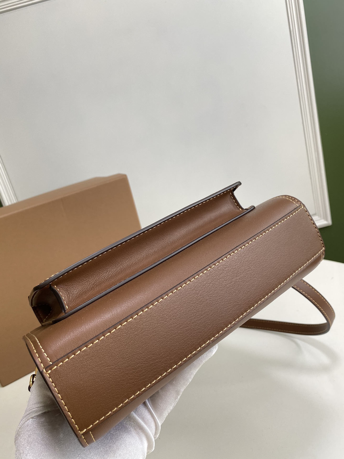 [TOP] BURBERRY Pocket Bags - Brown