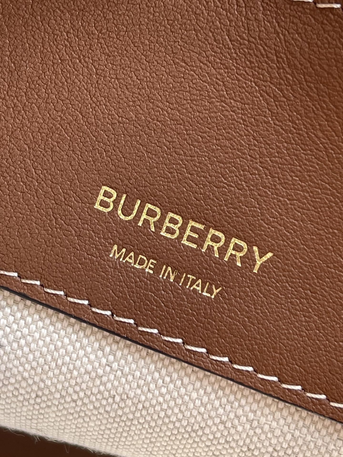 [TOP] BURBERRY Pocket Bags - Canvas patch leather